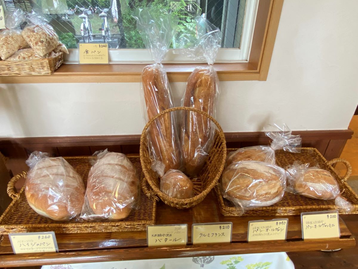 シンプルなパン各種