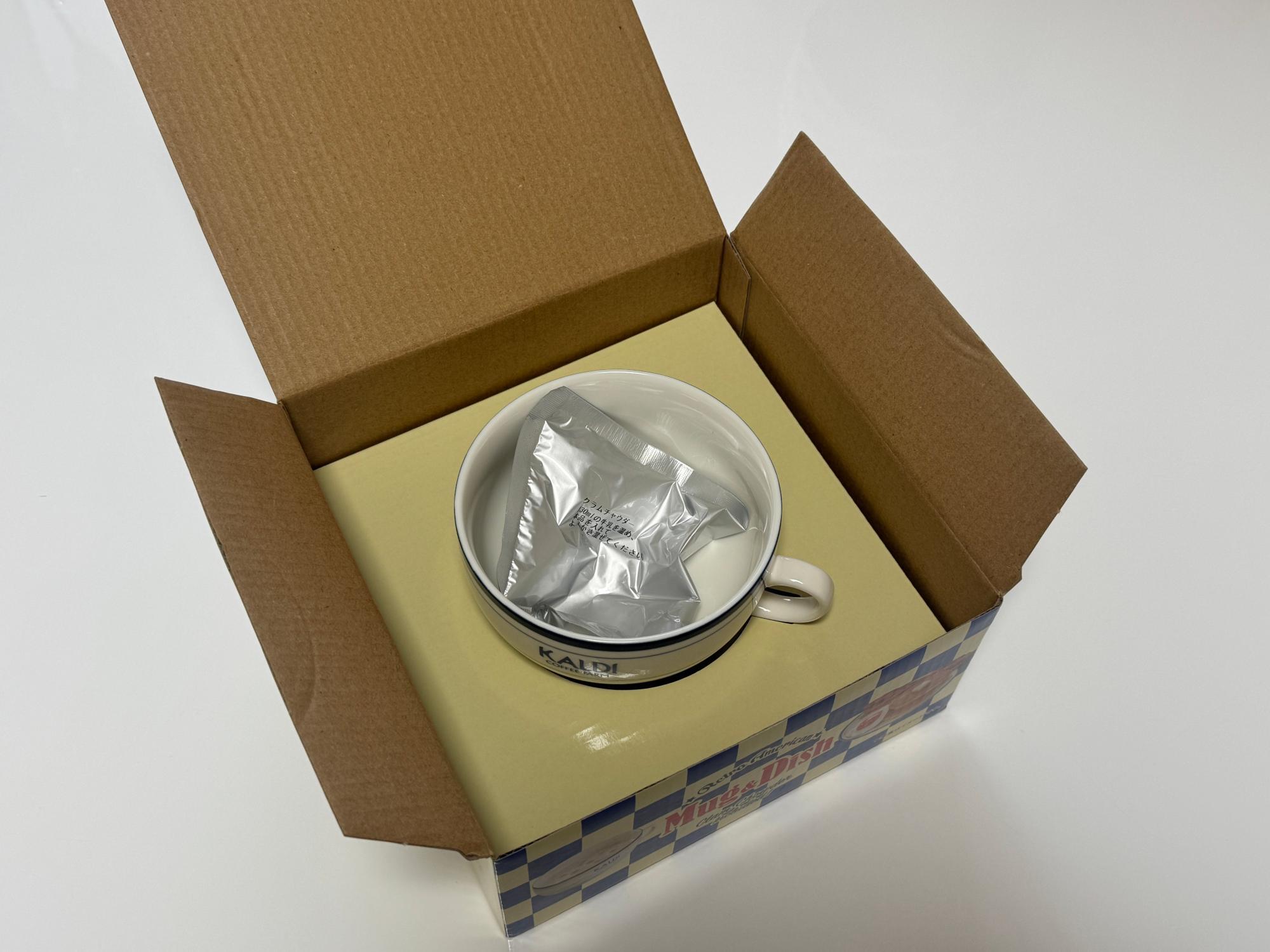 KALDI】新商品!レトロアメリカンが可愛すぎる!マグ&ディッシュ KALDI】新商品!レトロアメリカンが可愛すぎる!マグ&ディッシュ