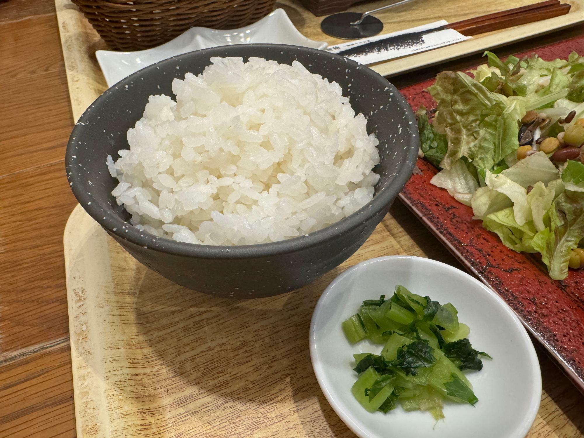 ご飯（香の物付き）