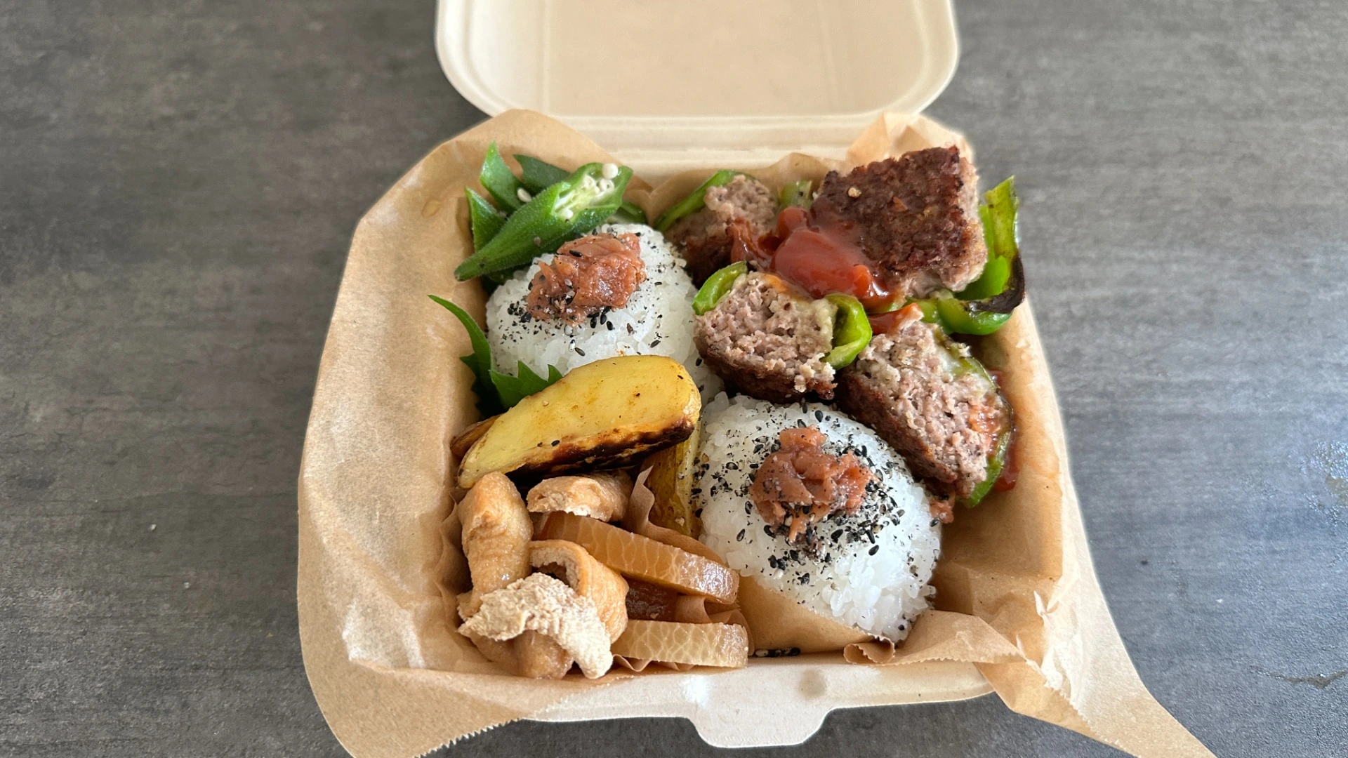 お 弁当 箱 使い捨て セリア