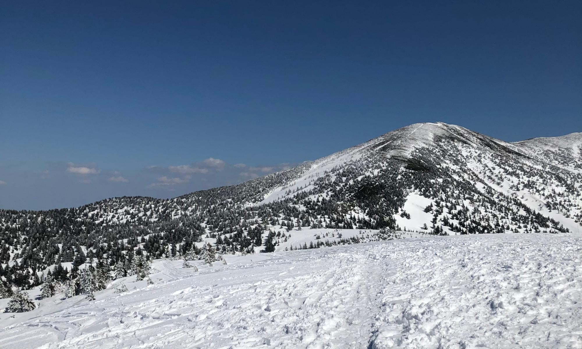 酸ヶ湯温泉から近い八甲田山山頂