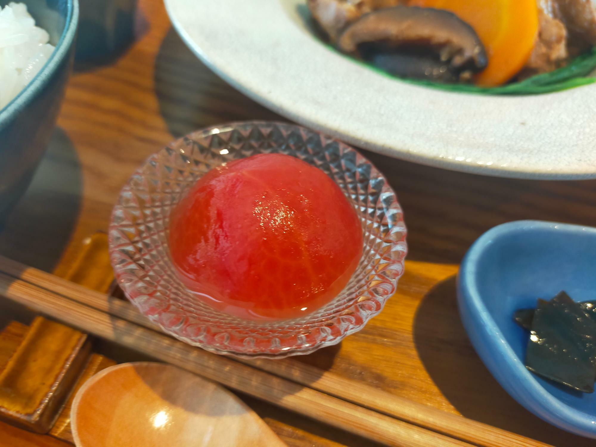 「hachidoricafe」の「角煮らんち」