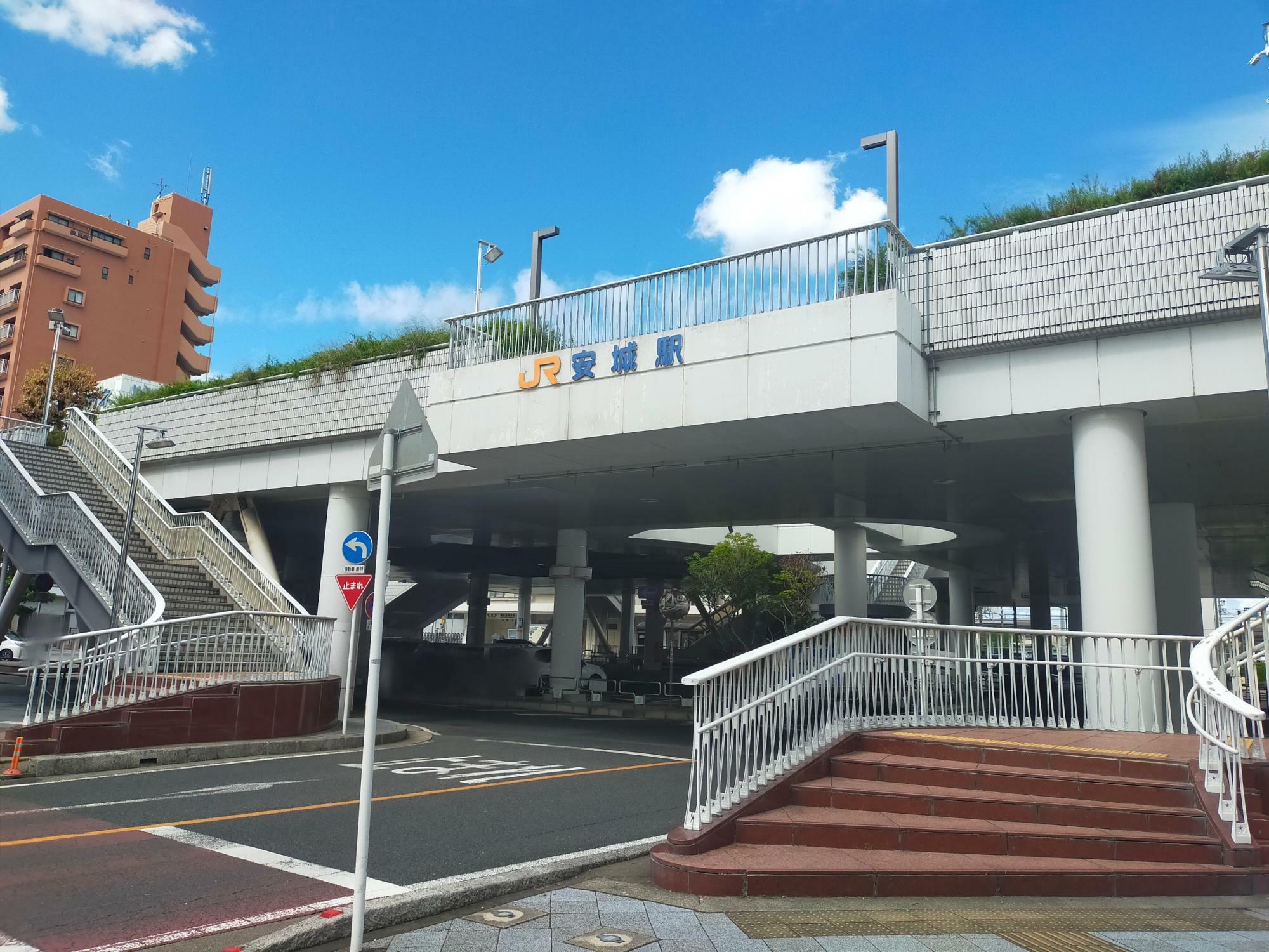 JR安城駅前のロータリー