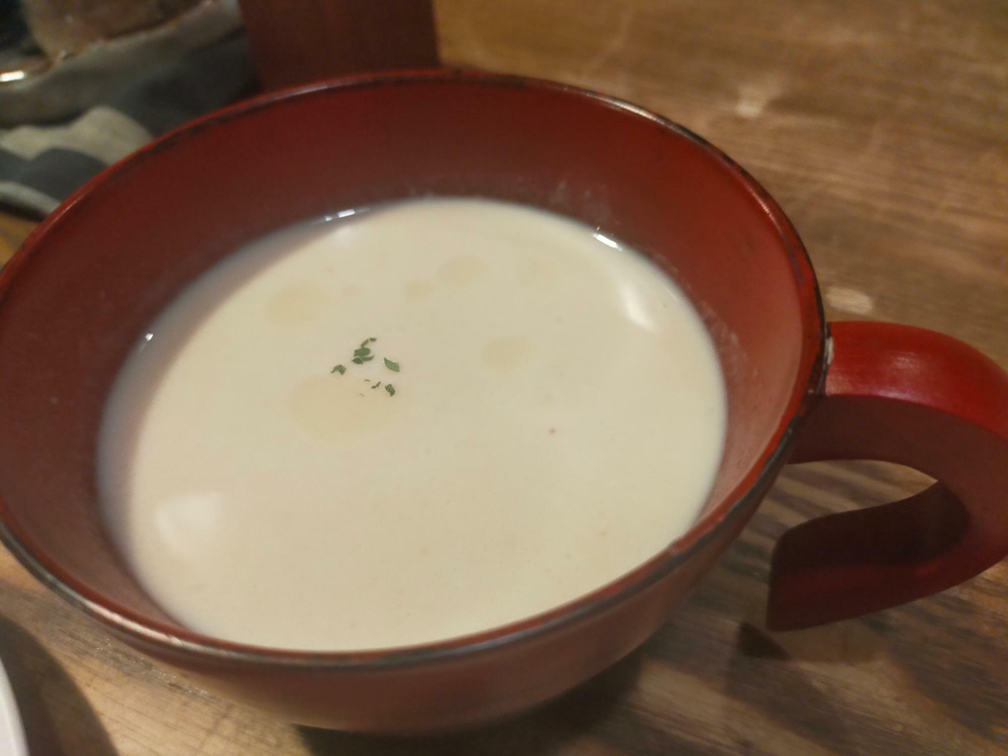 「れすとらん仔馬秋葉本店」のスープ