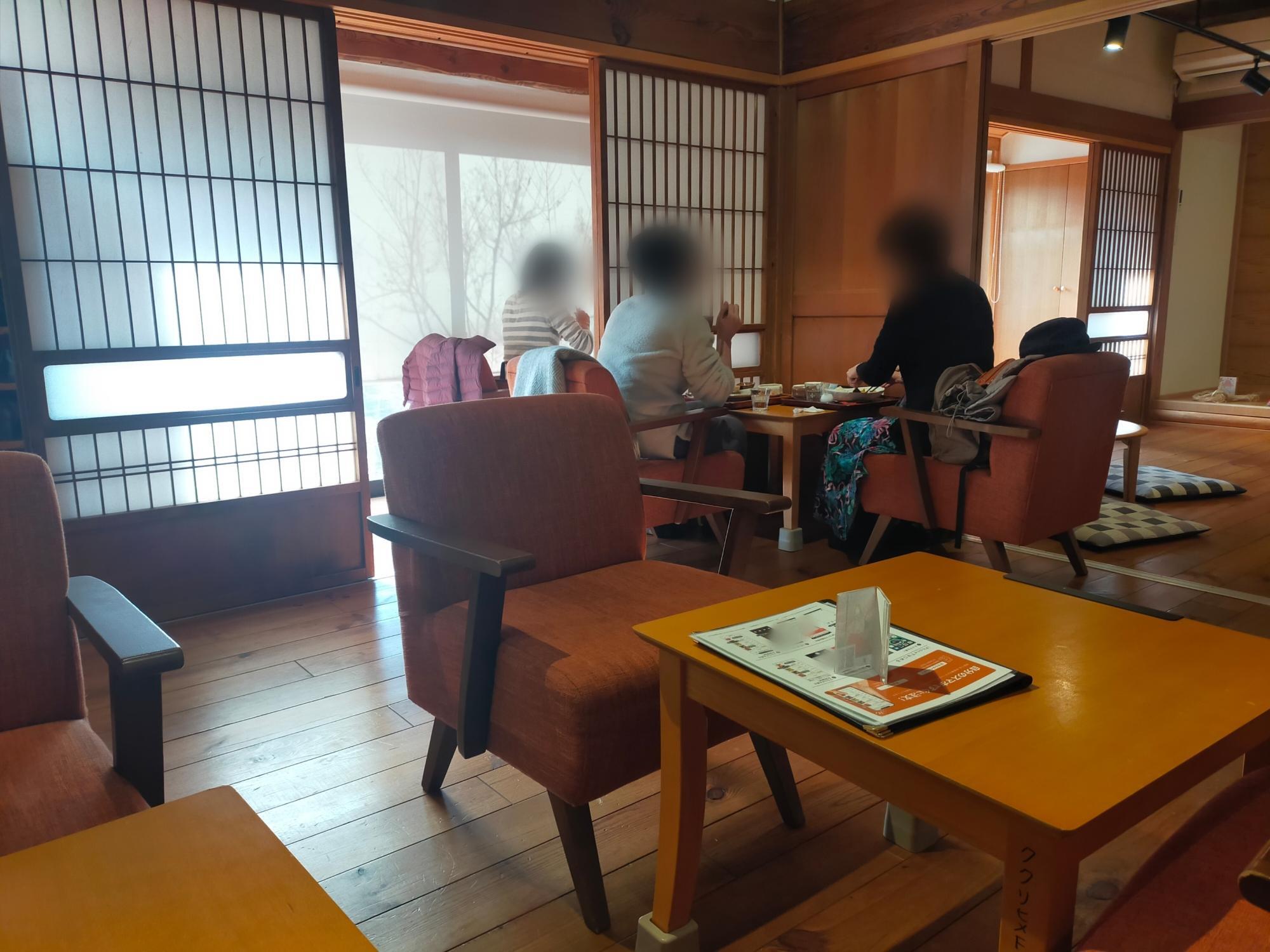 「和ごころ茶房 咲夢」の店内