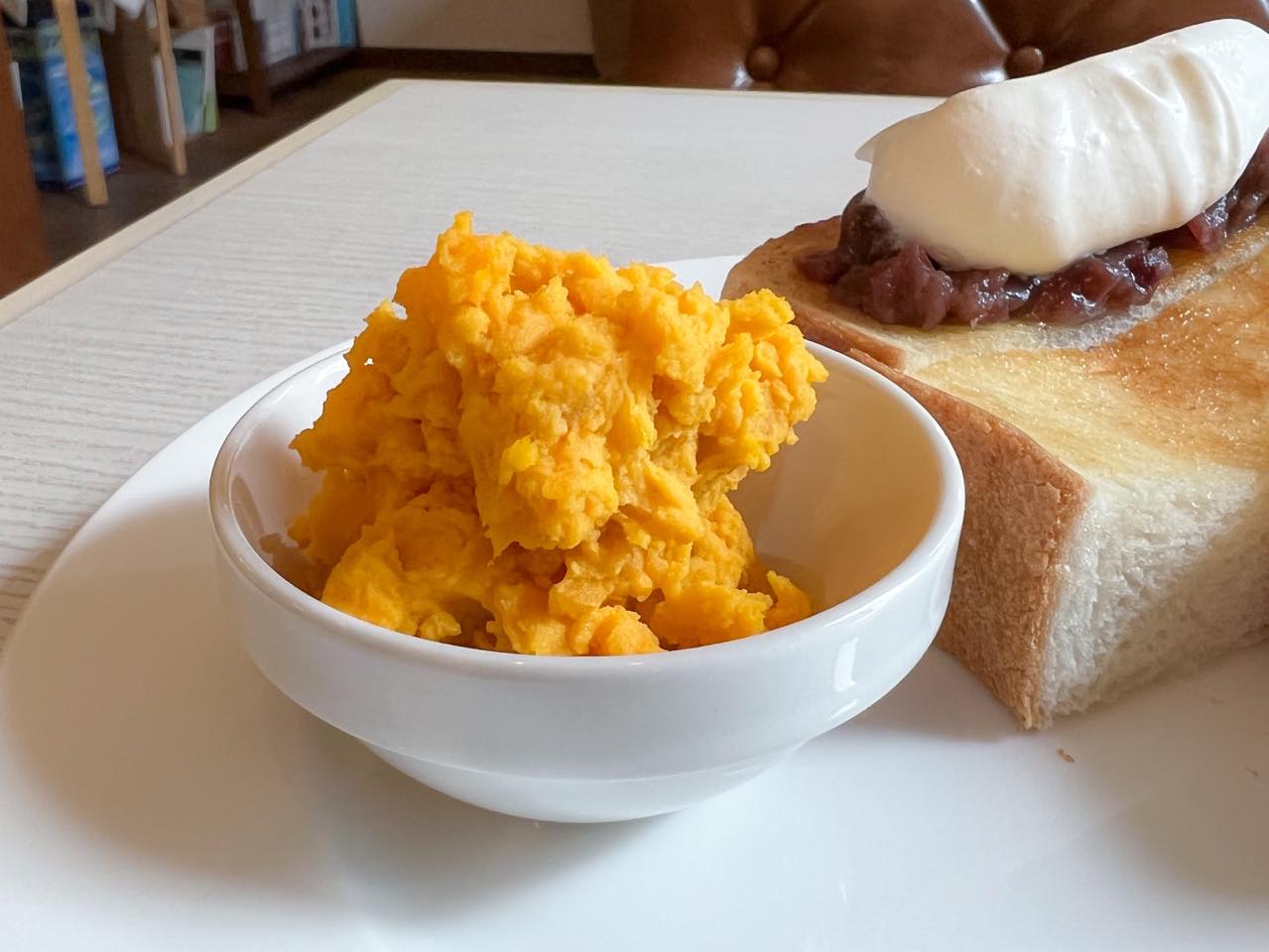 東京喫茶店巡り】3種の味が楽しめるトーストとプリン。淹れたての