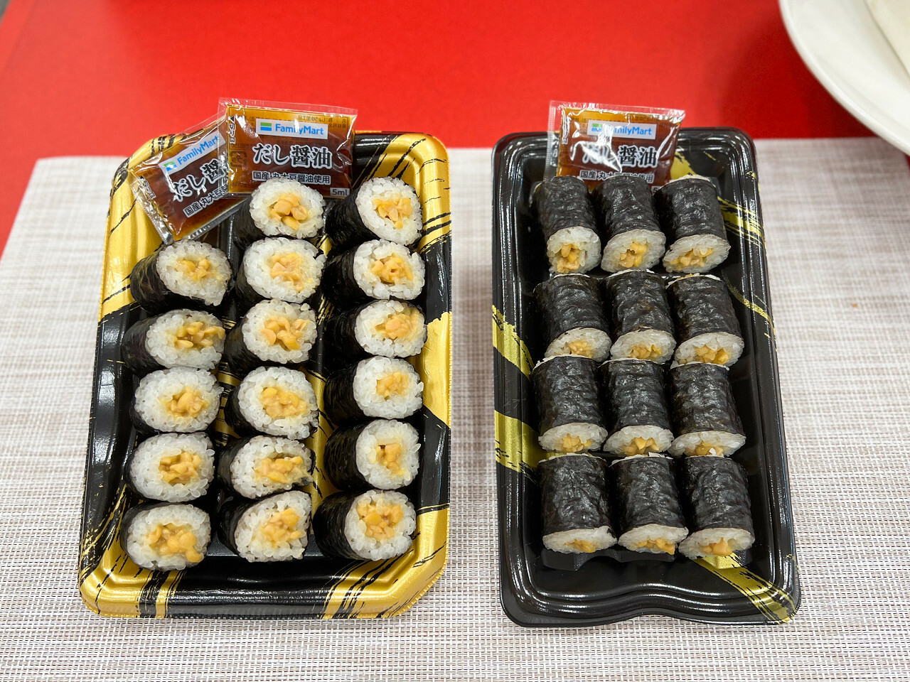 「こだわり納豆の納豆細巻寿司」340円　発売地域：全国　※北海道は一部仕様が異なります