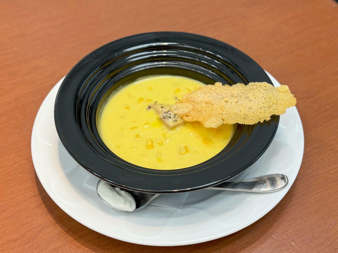 「食べるコーンスープ～グラフォア＆パルミジャーノチップ」※単品注文不可