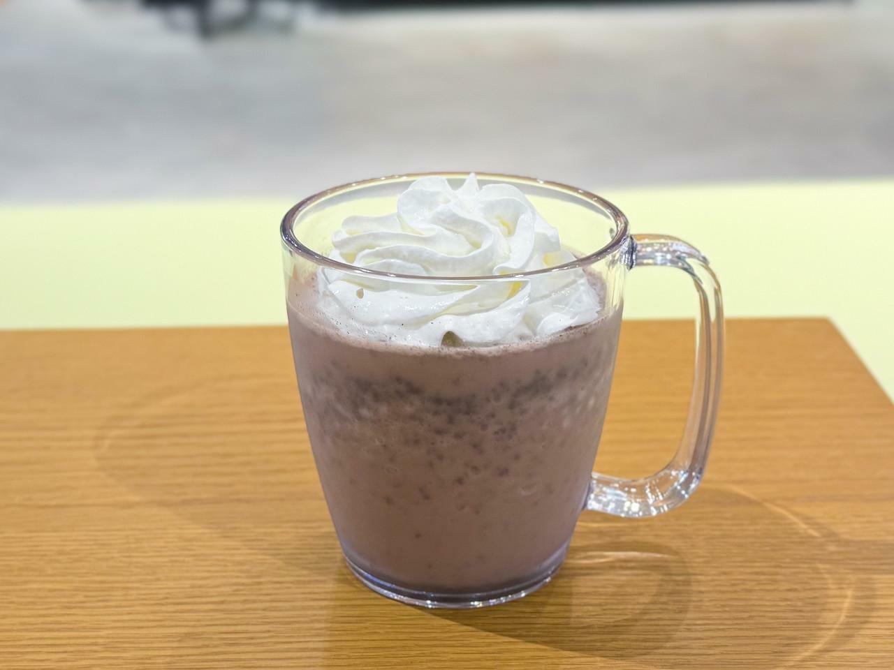 「キッズ チョコレート フラペチーノ」＜テイクアウト＞ 432円　＜店内利用＞ 440円※shortサイズのみ