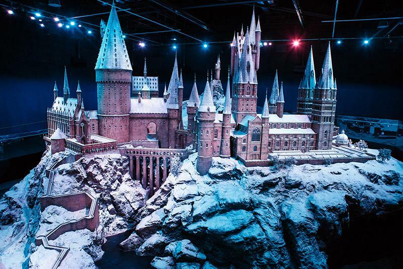 「ホグワーツ・イン・ザ・スノー」　＜画像提供：Warner Bros. Studio Tour London – The Making of Harry Potter.＞