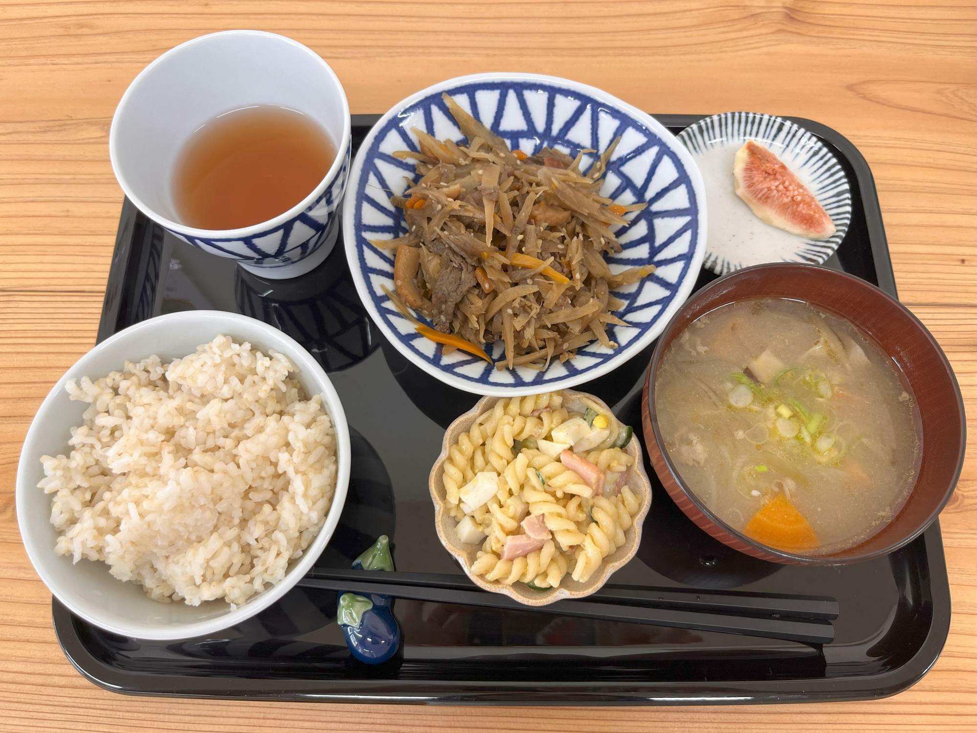 本日の日替定食（500円税込）※みそ汁を豚汁に変更