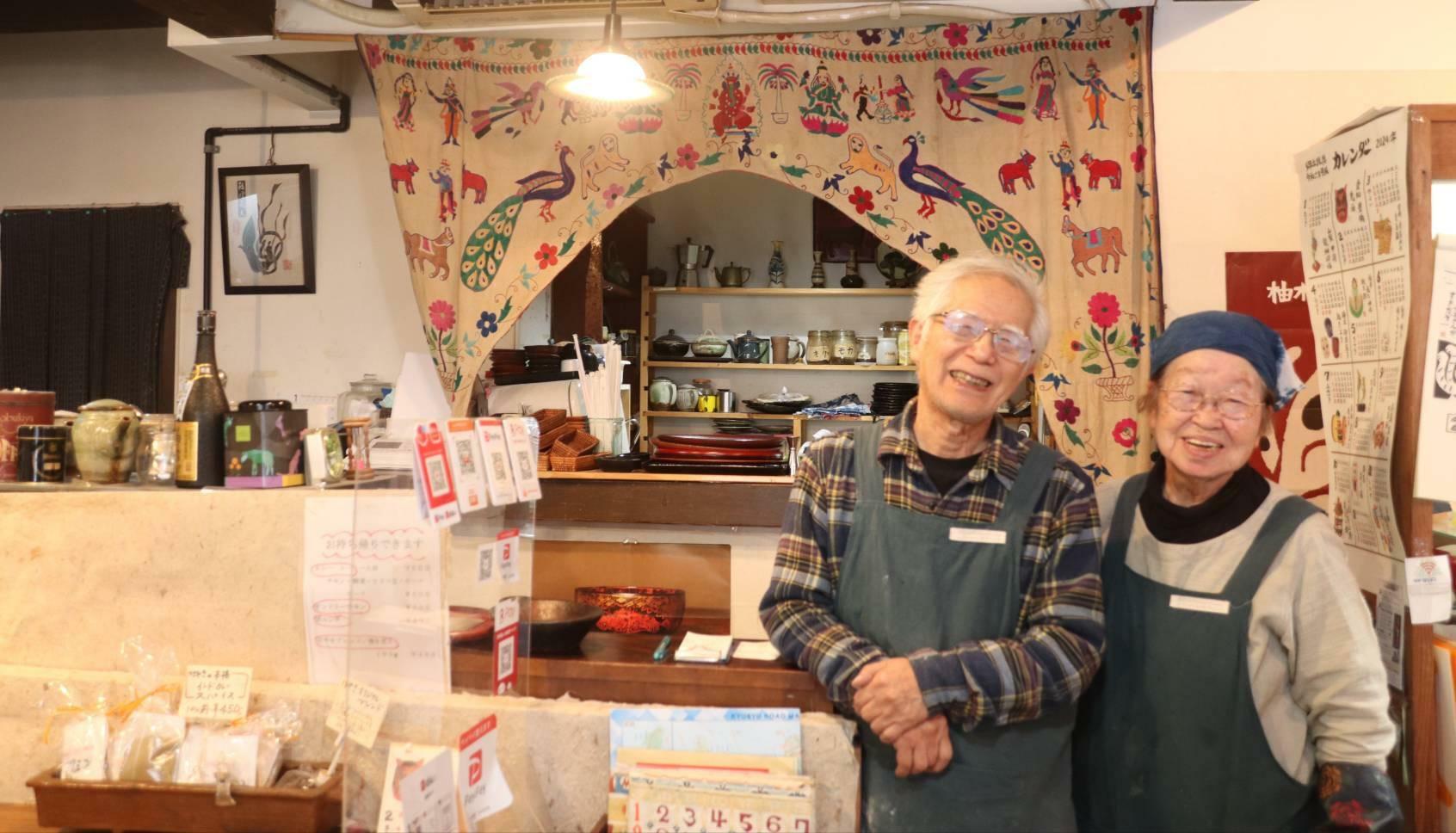 庄司宣夫さん、秀子さん（画像提供：カリー&工芸　けやき様）