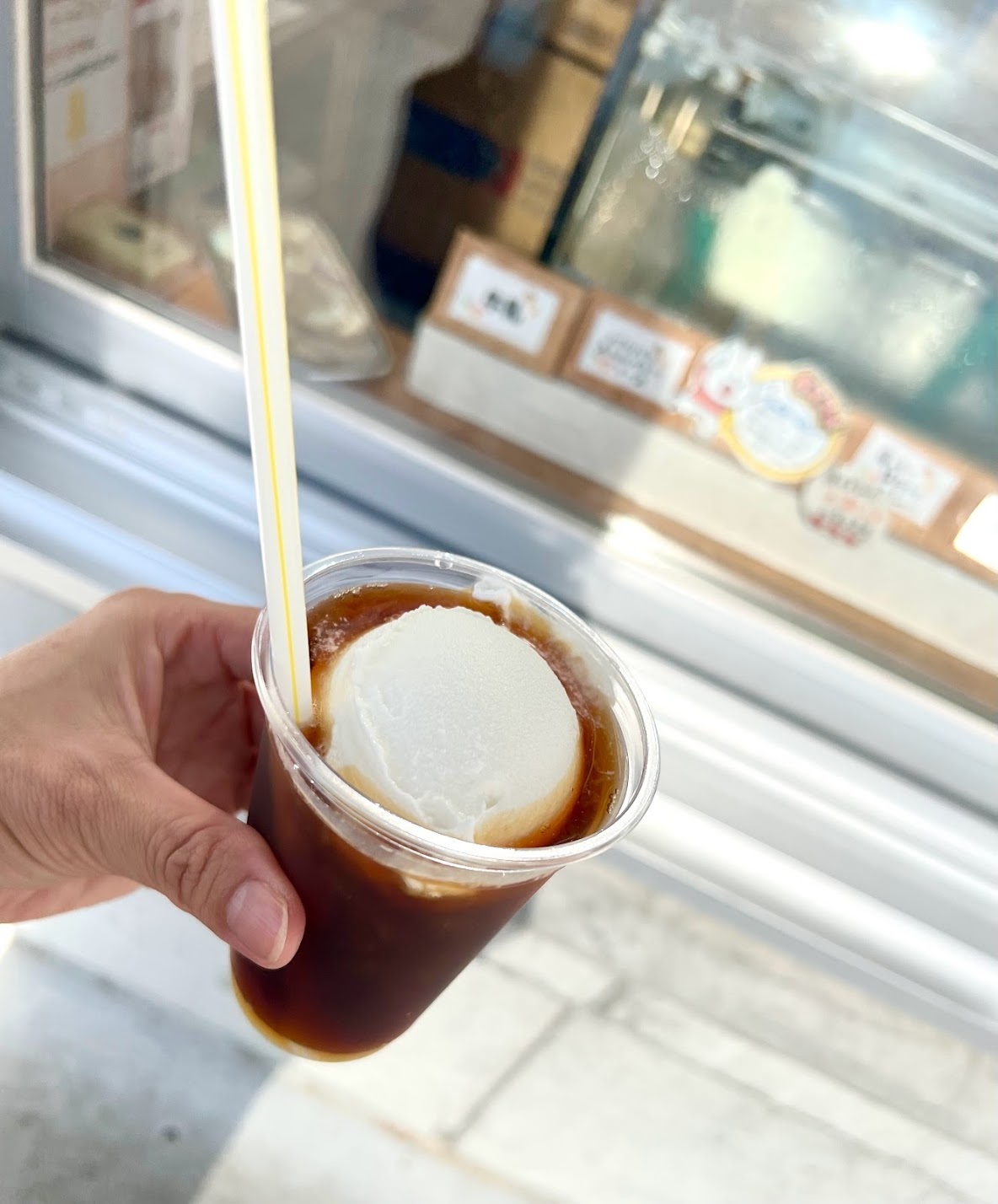 こちらがコーヒーフロート。