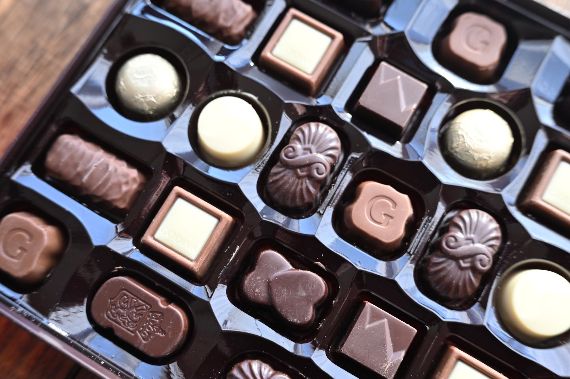 コストコ - ⭐︎Eimy⭐︎ ゴディバ チョコレート 20箱 楽天市場】≪150g+10粒入≫【GODIVA】ゴディバ イースターエッグ