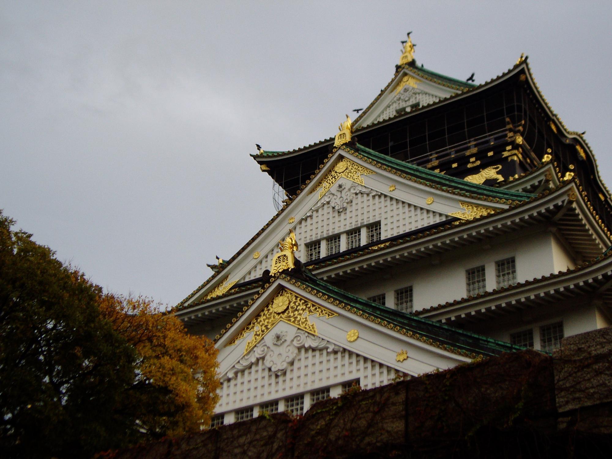 京都市下京区】伝統工芸・金箔押しが危機に直面。価格高騰により