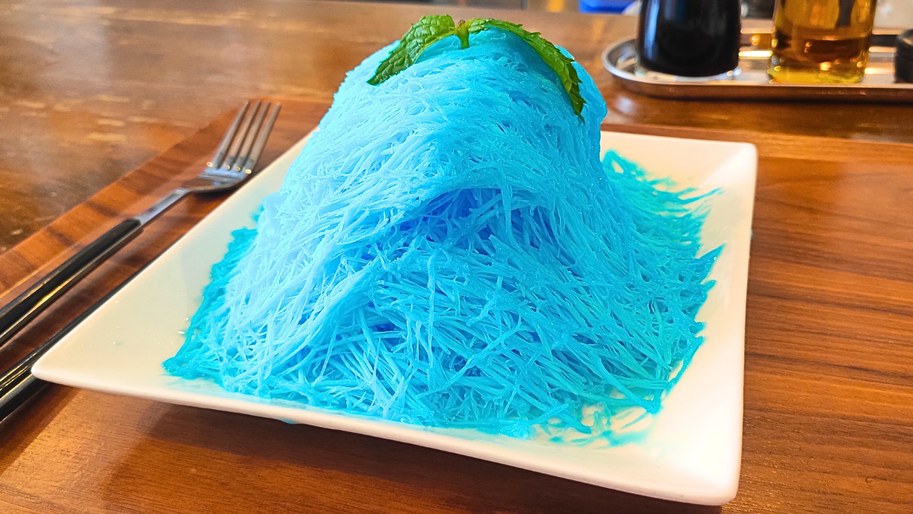 奈良市】かき氷ファンは必見!!注目のデザート「糸ピンス」を食べてみた