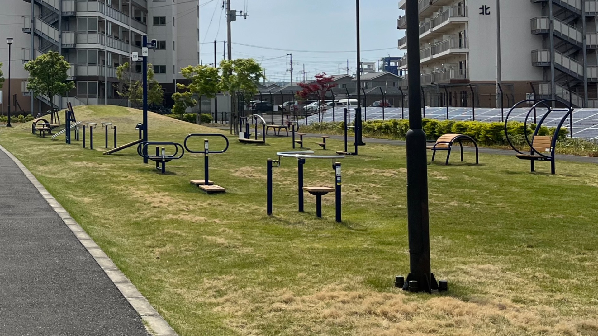 宮城県 東松島市】まるで野外のトレーニングジム！本格的な筋力運動が