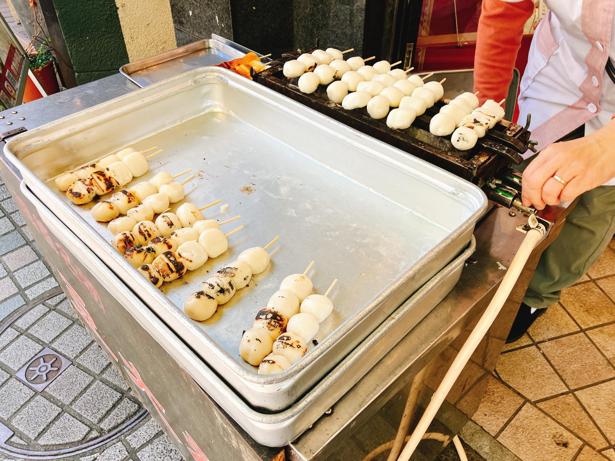葛飾区】春のお彼岸に♪ 4種の味がそろうおはぎや名物の塩大福が 葛飾区】春のお彼岸に♪ 4種の味がそろうおはぎや名物の塩大福が