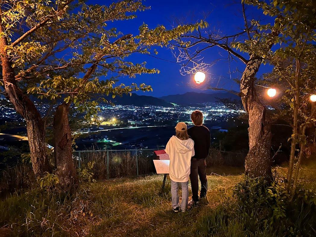 千曲公園までの道は細いので夜の運転には注意して！