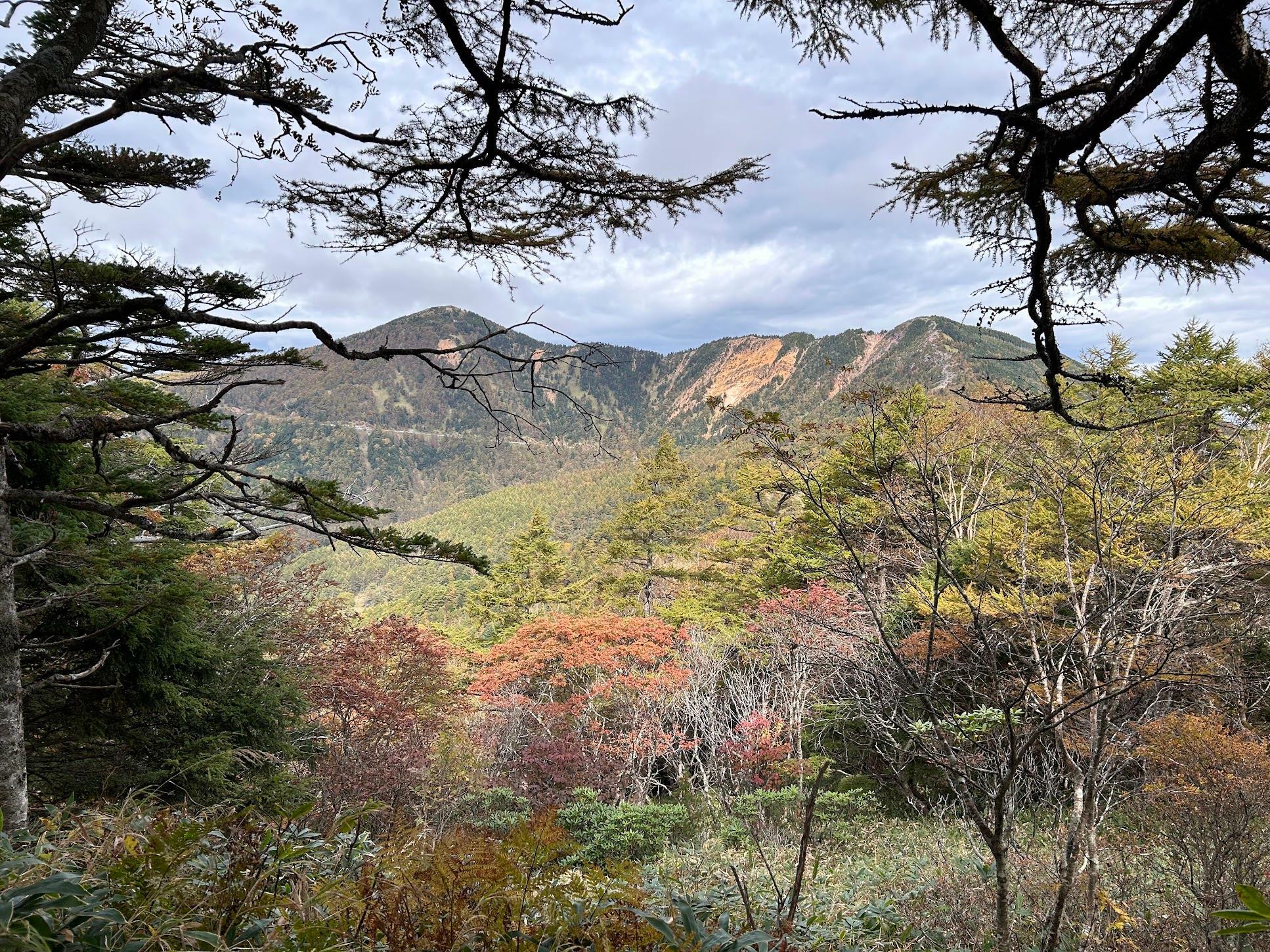 高所ボルダリングもできる水の塔山