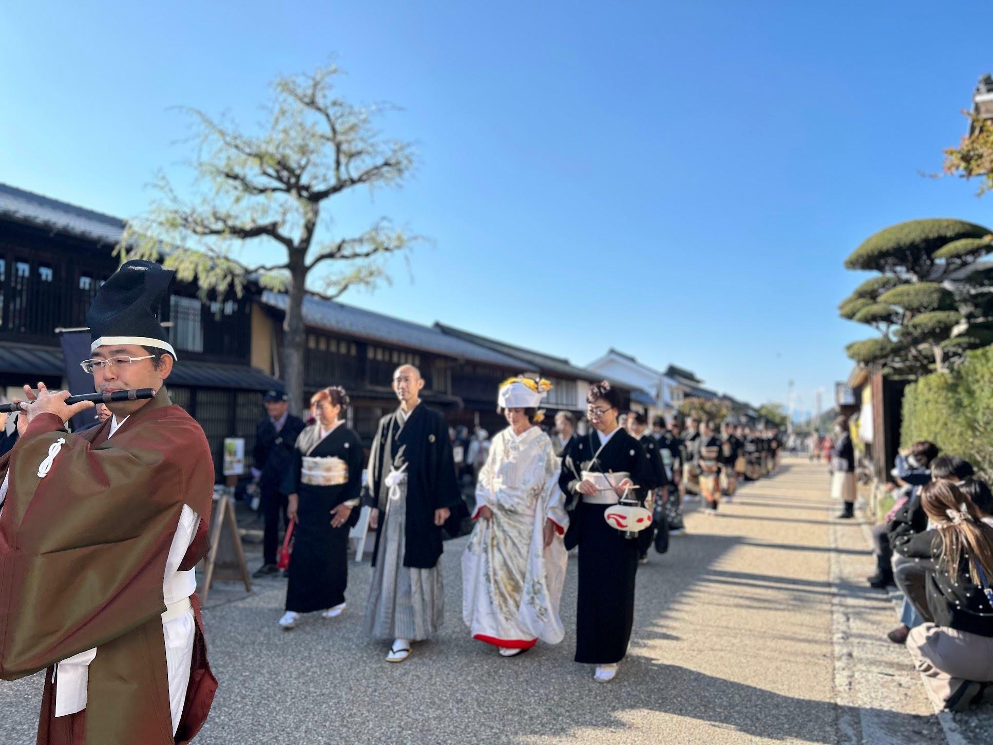 うっとりするほど美しく幻想的な光景　