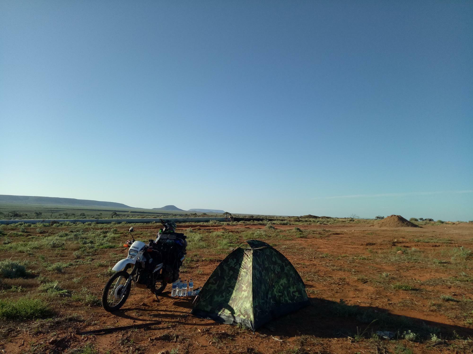 筆者がオーストラリアをキャンプでバイク旅していたころの写真