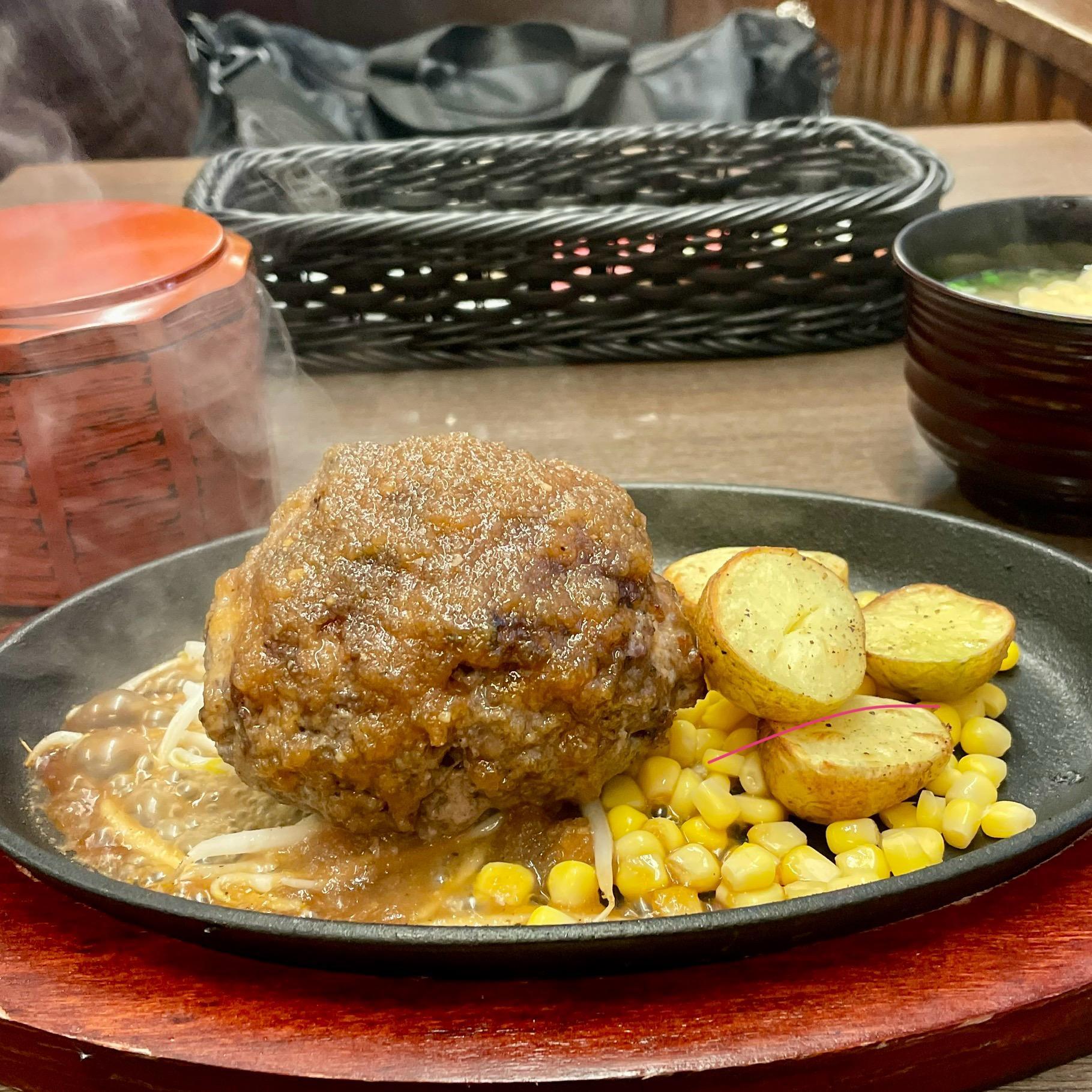 名古屋市南区】近江牛を100%使用したハンバーグ専門店「粗挽き