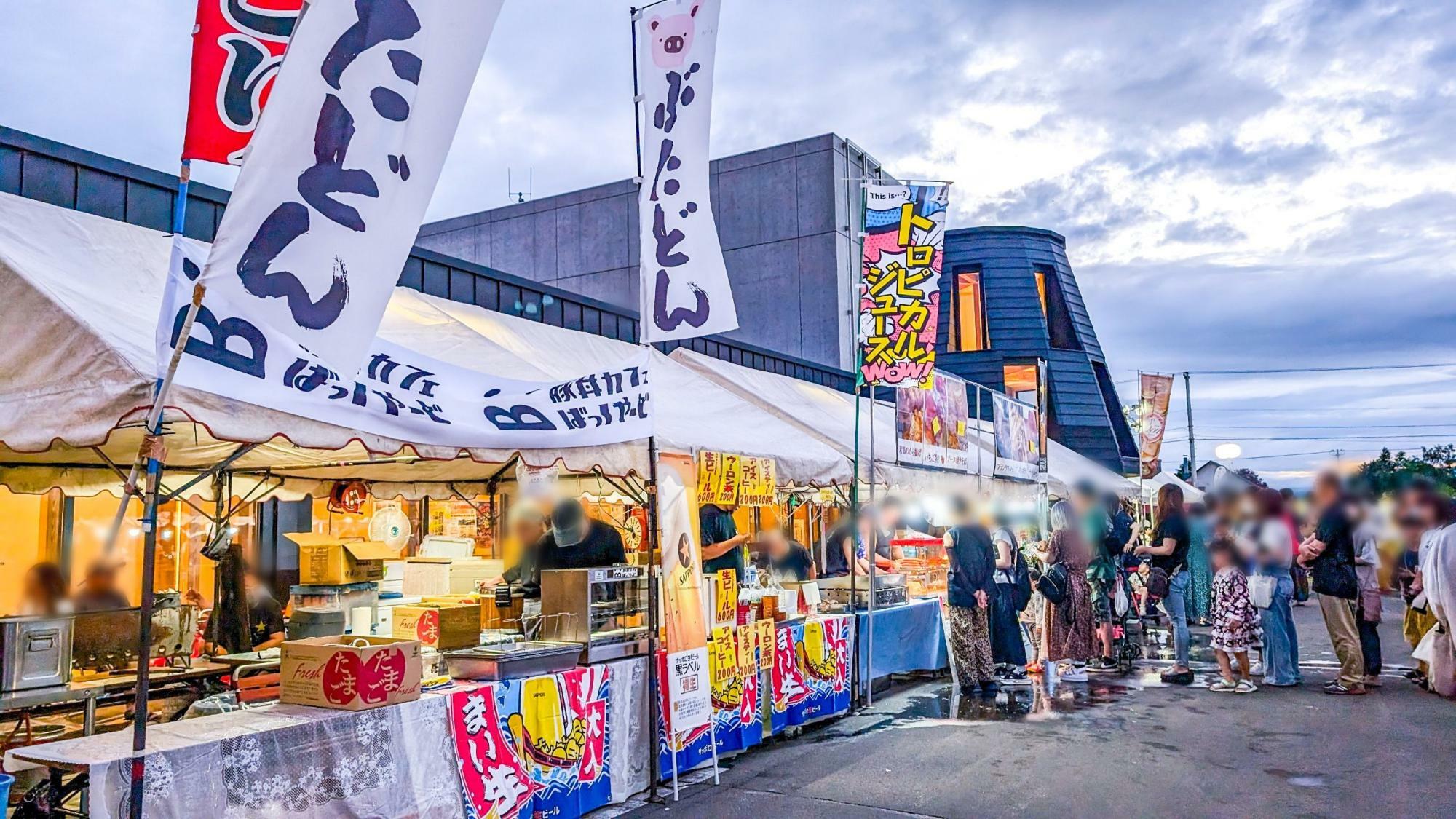 *お祭りの露店のサンプル写真