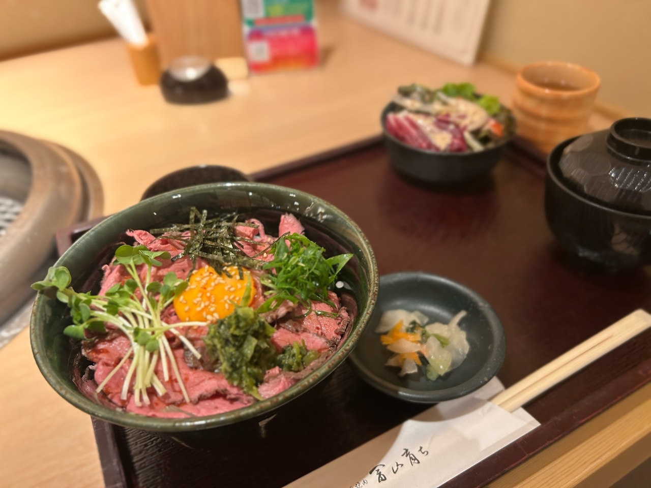 ローストビーフ丼がどーーーーーーん！