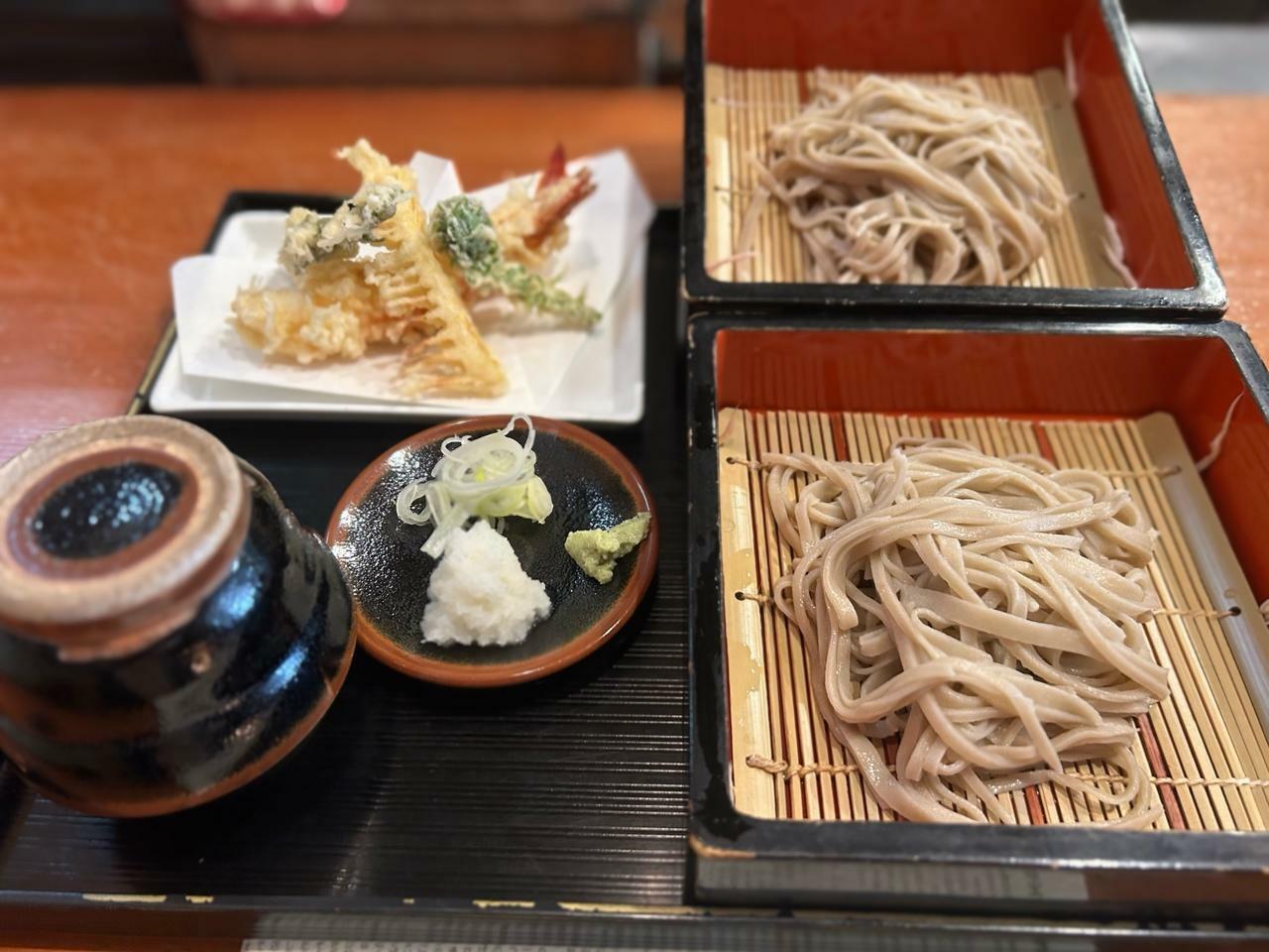 蕎麦はもちろん手打ち蕎麦