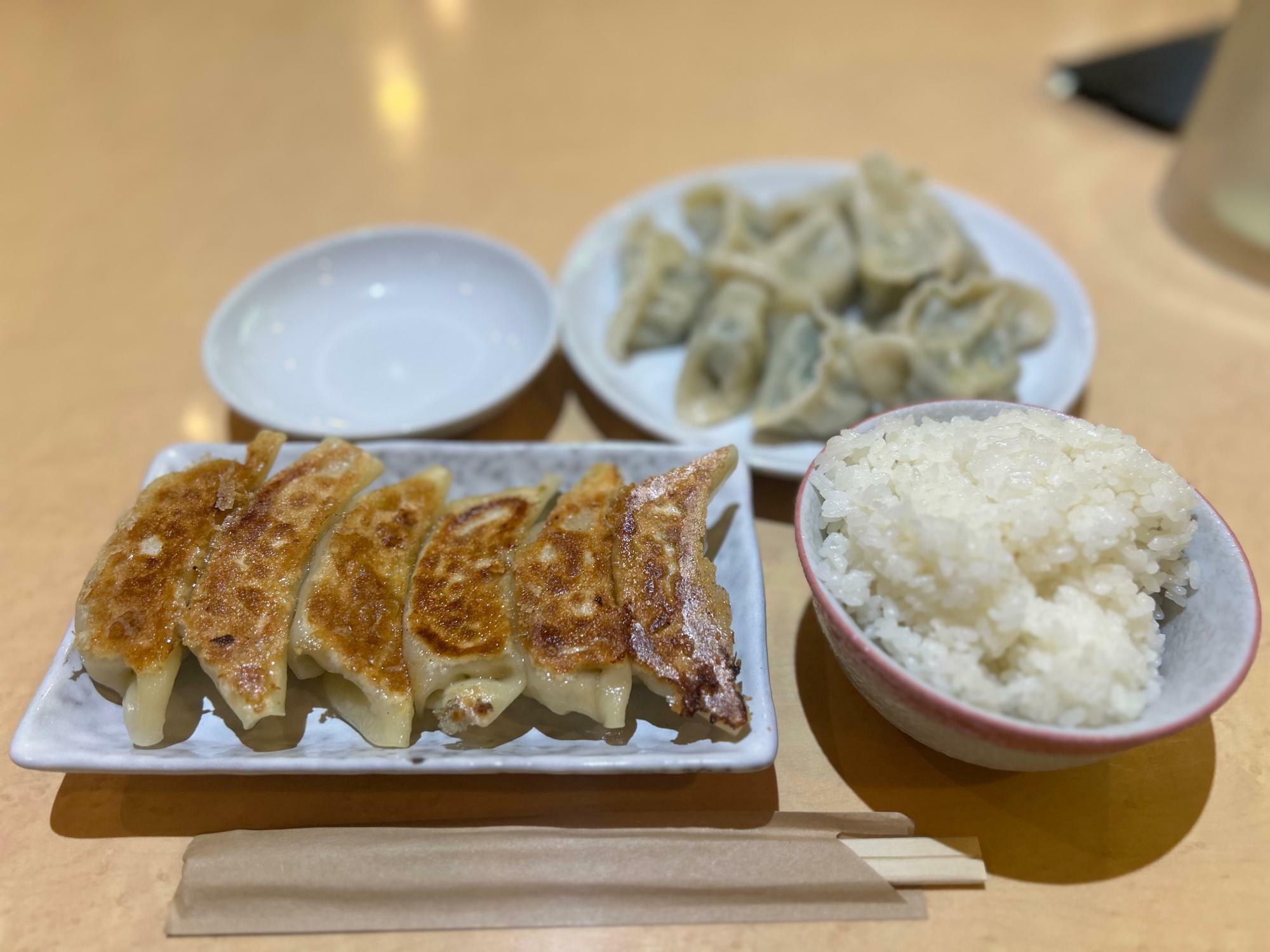 餃子が到着