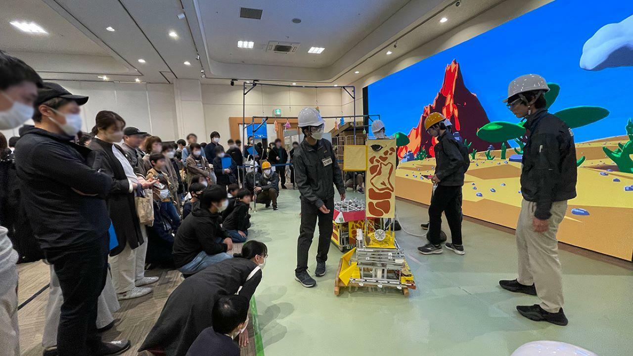 茨城高専ロボット部が製作した「いばらきりん」もやってきます！(画像提供：茨城工業高等専門学校)