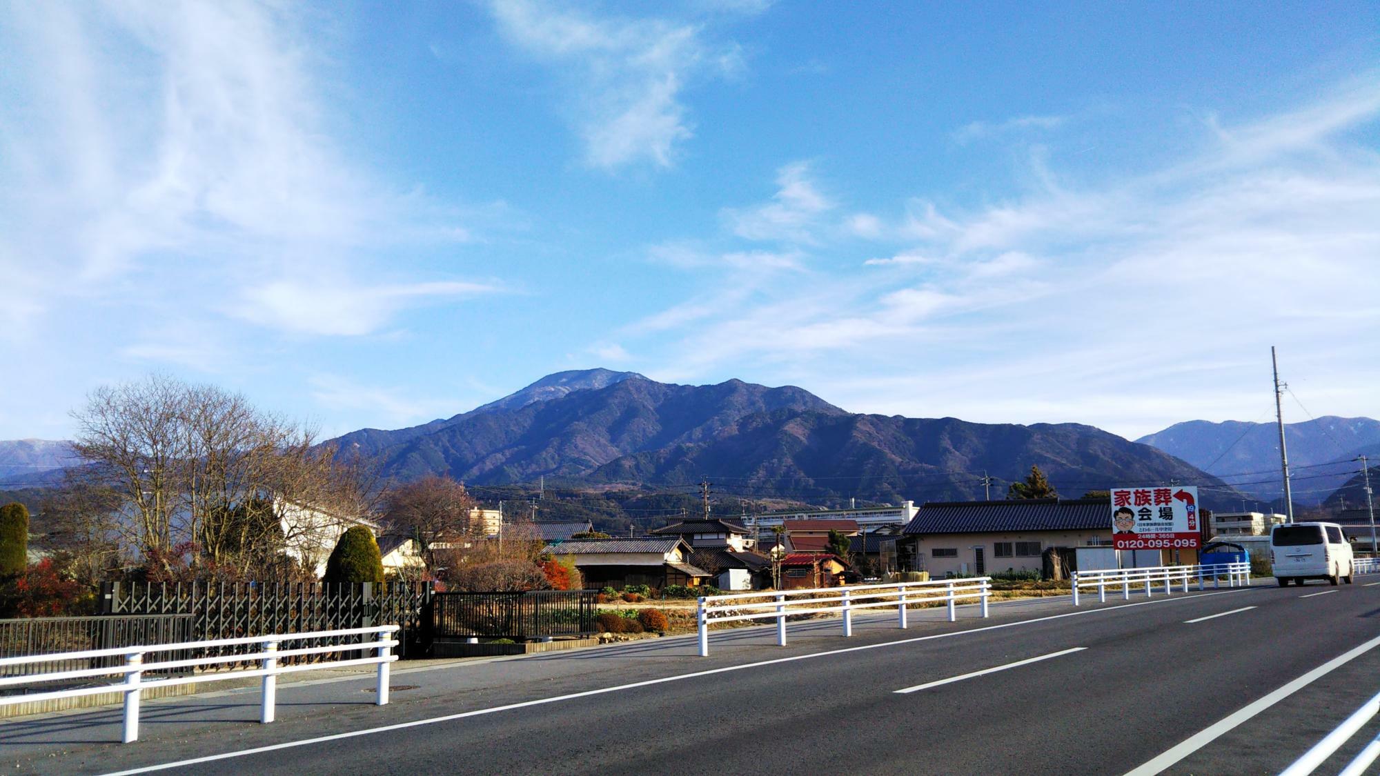 恵那山もきれいに見えますね