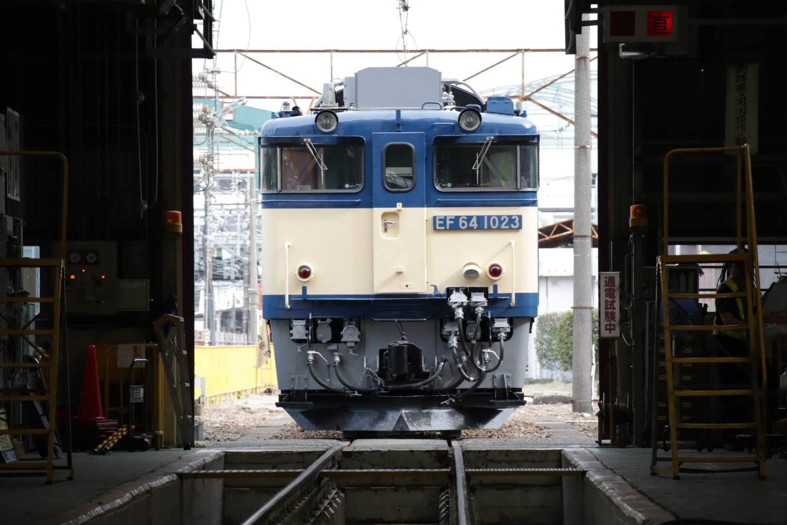 整備された機関車はウルトラかっこいい