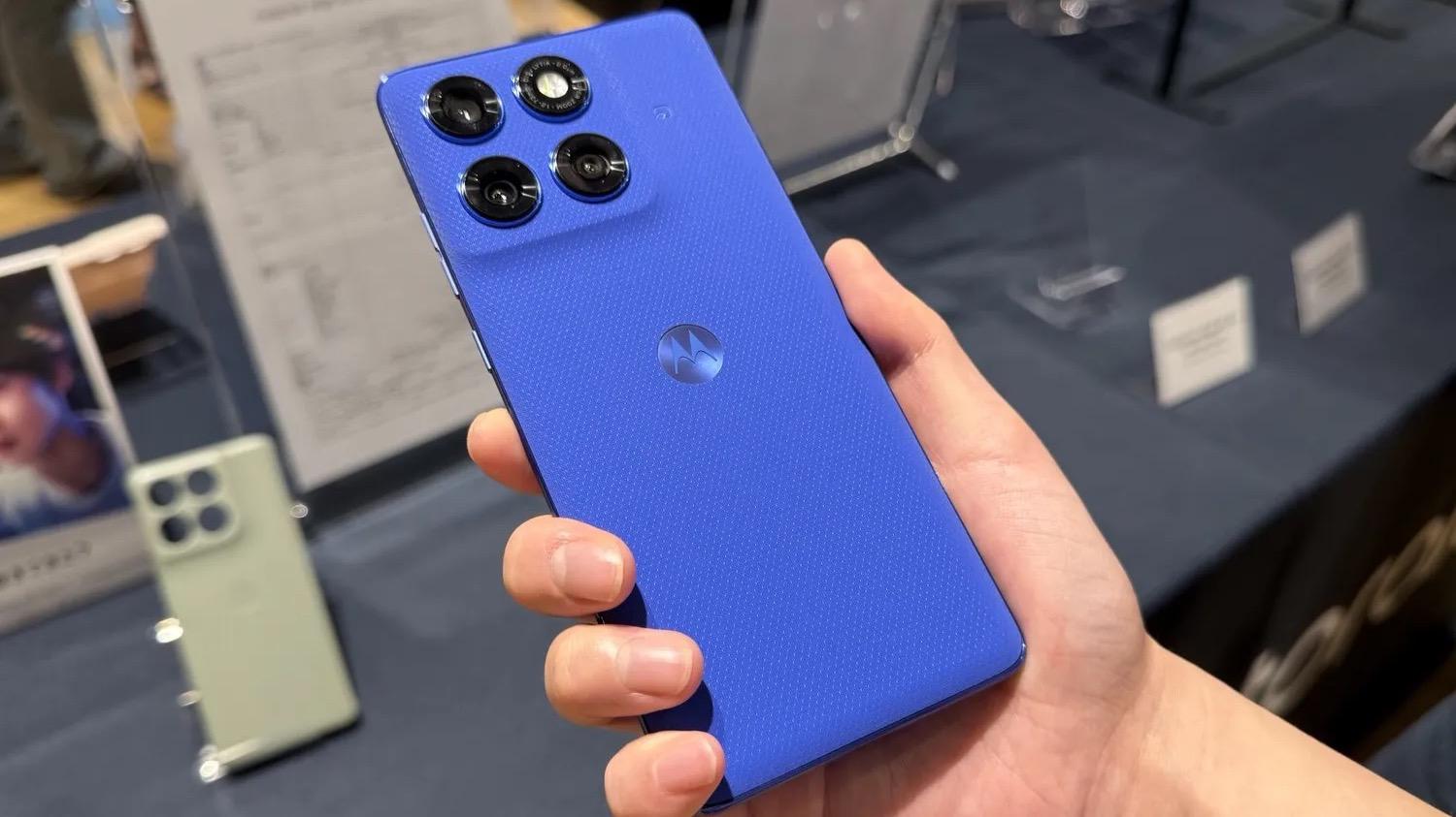 価格はミドル、機能はハイエンド。日本で存在感を示したいモトローラ