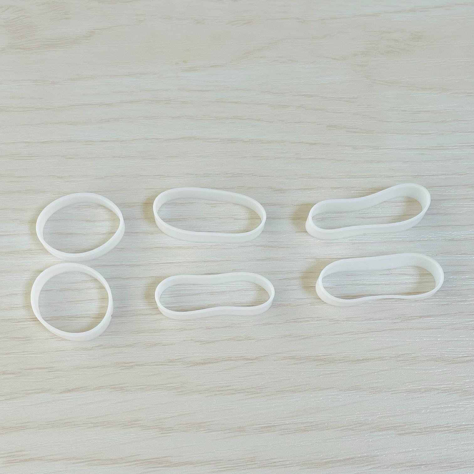 ごむだけど 洗濯機の中に黒いゴムの破片があるんだけど。全部綺麗にする方法って