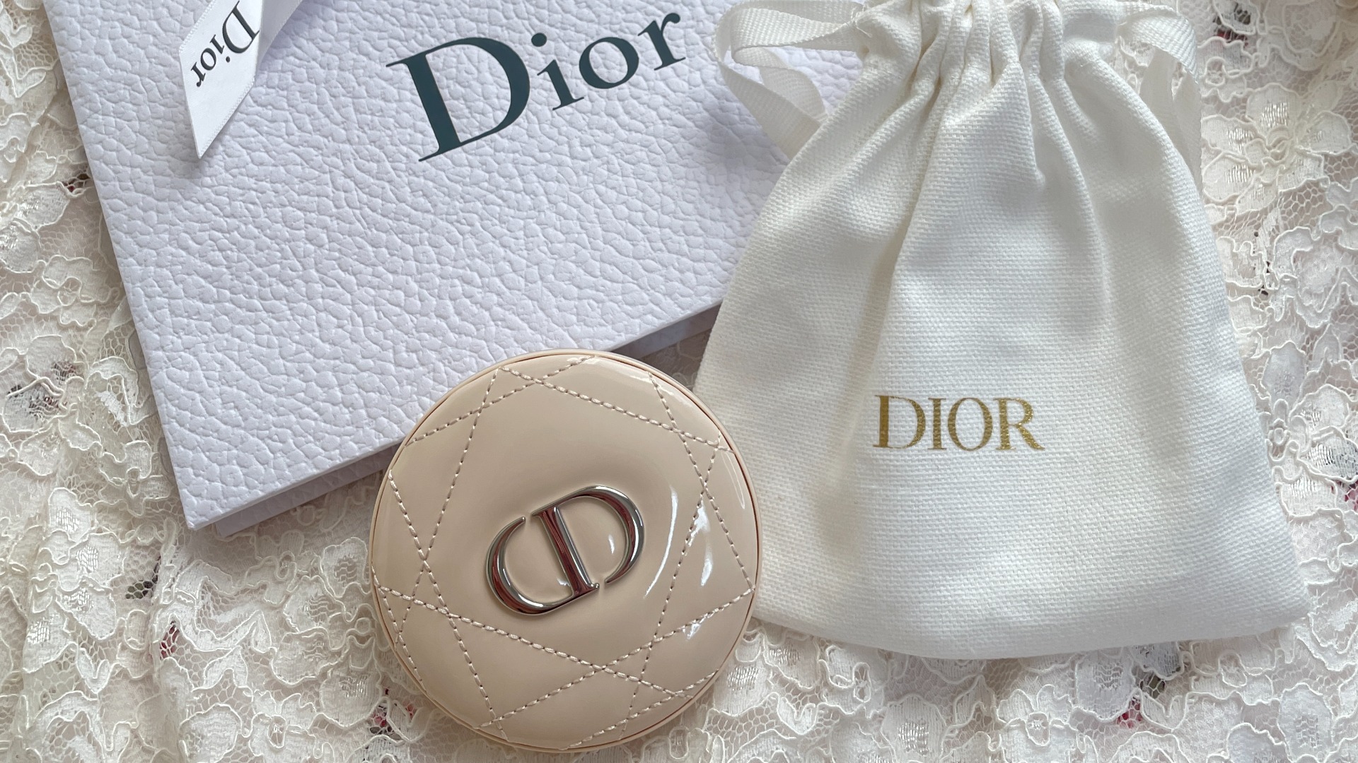 Dior】ディオールルミナイザー新作コスメ開封レポ!限定 Dior】ディオールルミナイザー新作コスメ開封レポ!限定