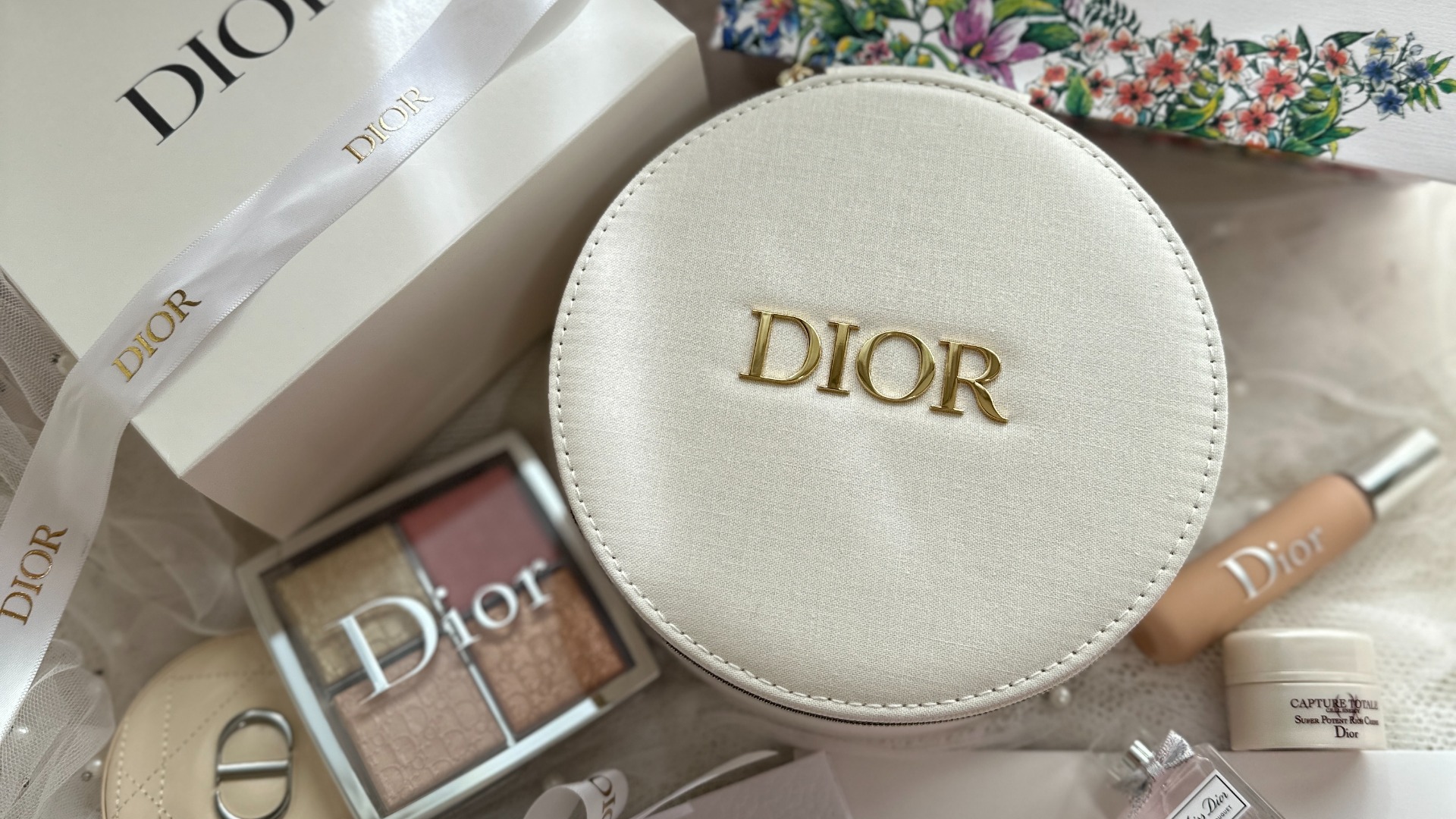 お値下げします♡Dior コスメBOX-