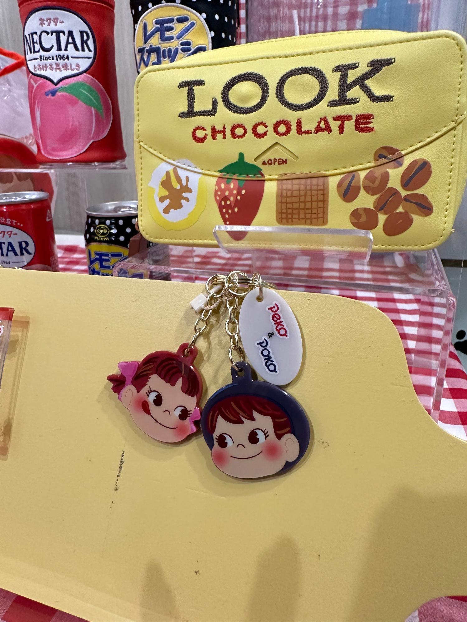 ペコちゃん】不二家のミルキーでおなじみぺこちゃんのグッズが新 ペコちゃん】不二家のミルキーでおなじみぺこちゃんのグッズが新