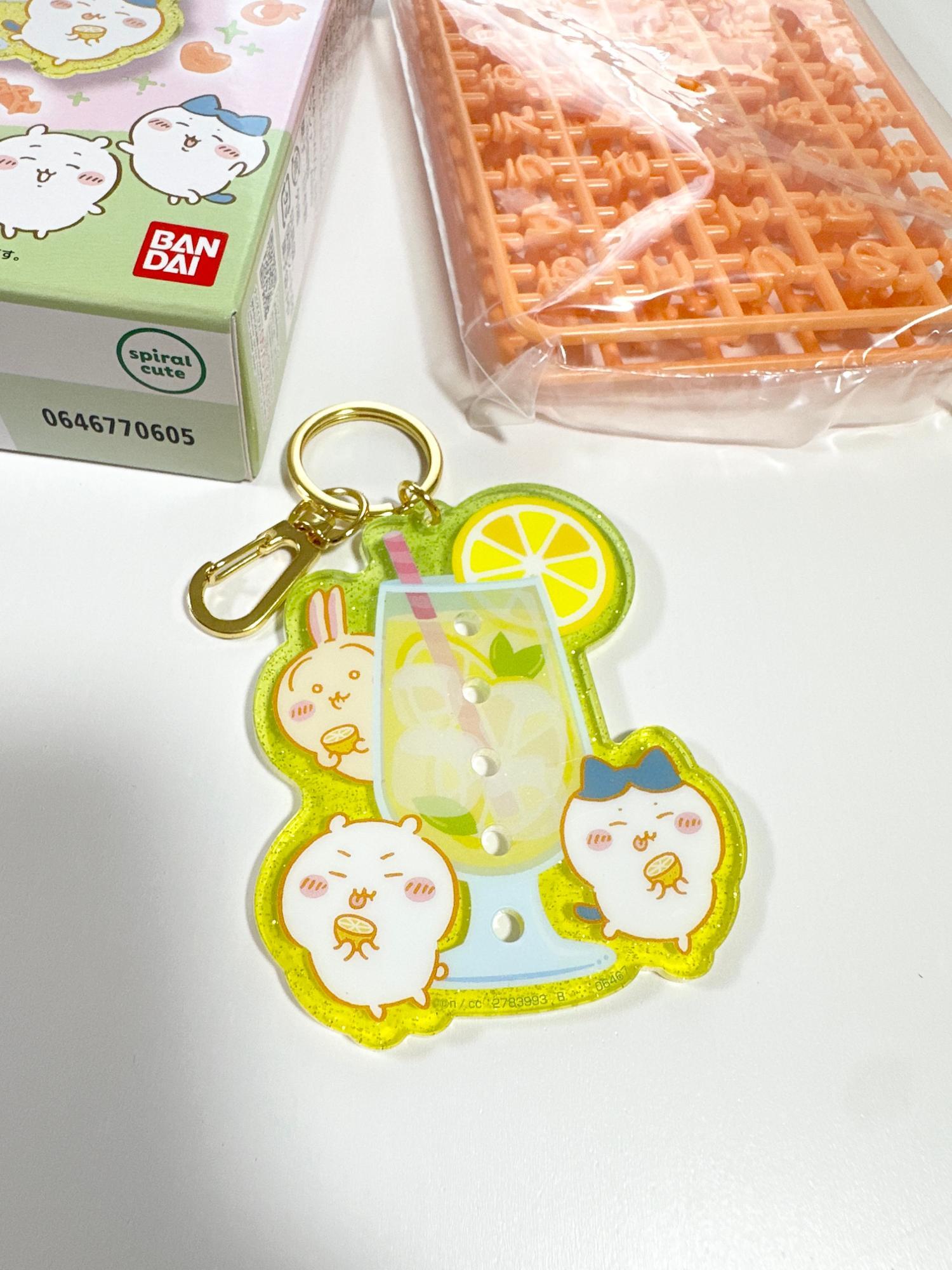 ちいかわ　パチパチデコチャーム　グッズ　まとめ売り ちいかわ パチパチデコネーム チャーム 7種コンプセット 外箱