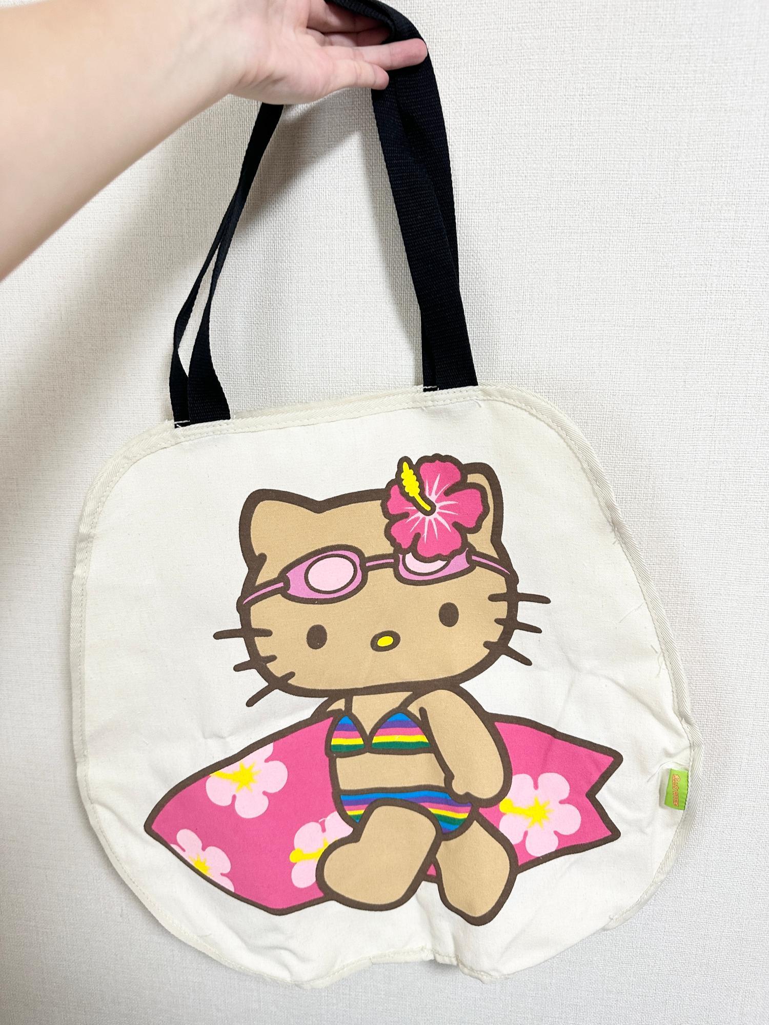 ハローキティ リーバイス トート 日焼けキティ うちわ Hello kitty 雑誌付録】数量限定！ハローキティ×宝島社スウィート・増刊号の