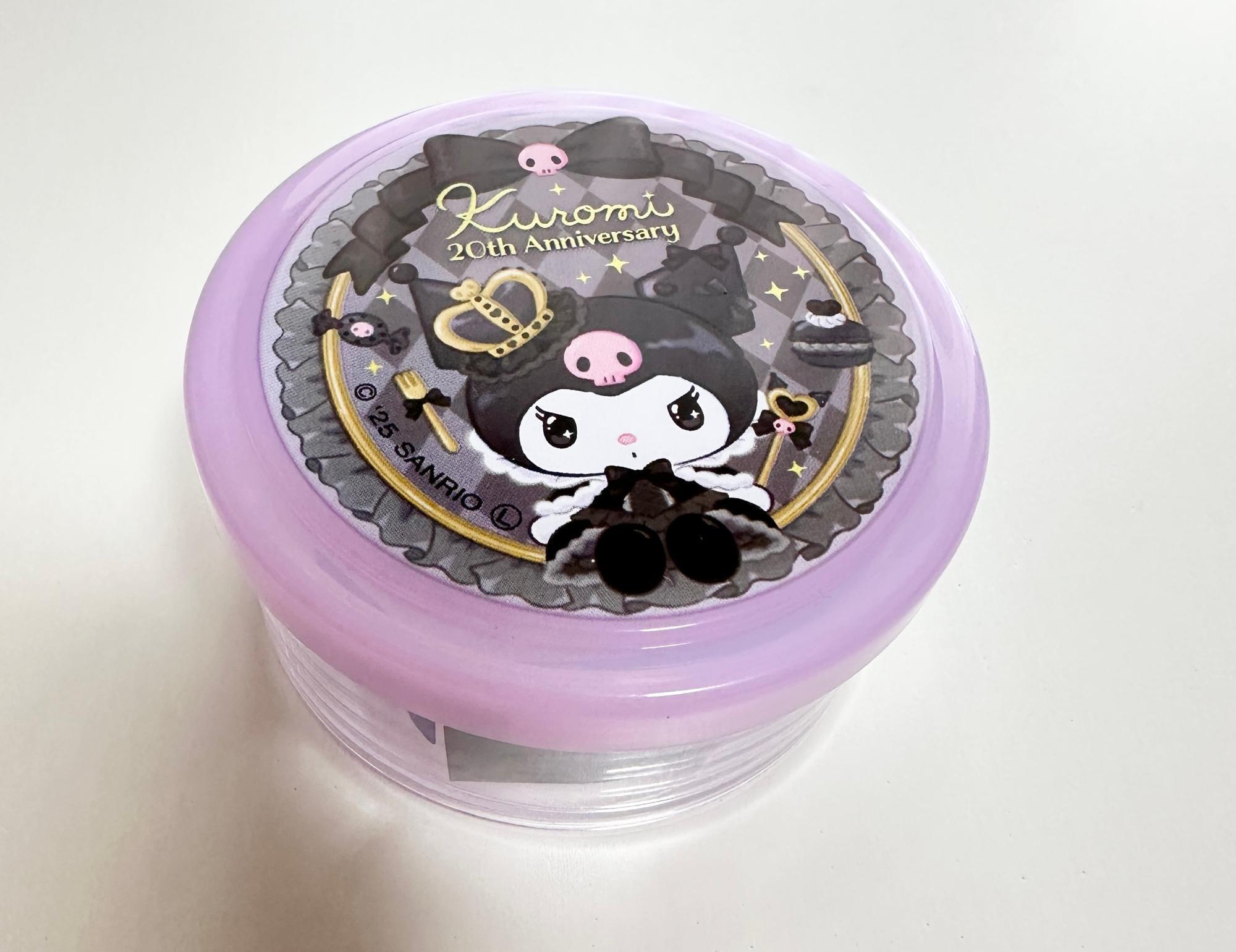 サンリオ　クロミ20周年　kuromi ダイソー クロミ×DAISO】ダイソー新商品！クロミ20周年の丸型システム