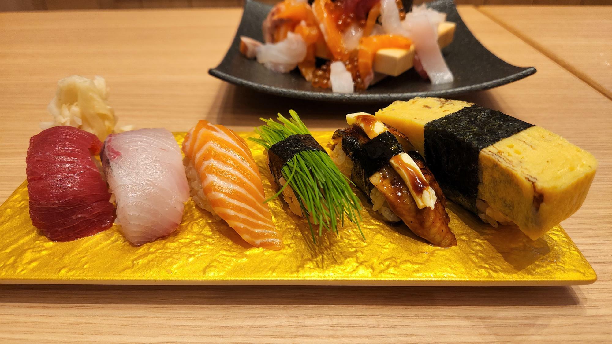 職人が握る本格寿司は１貫80円からというリーズナブルな価格