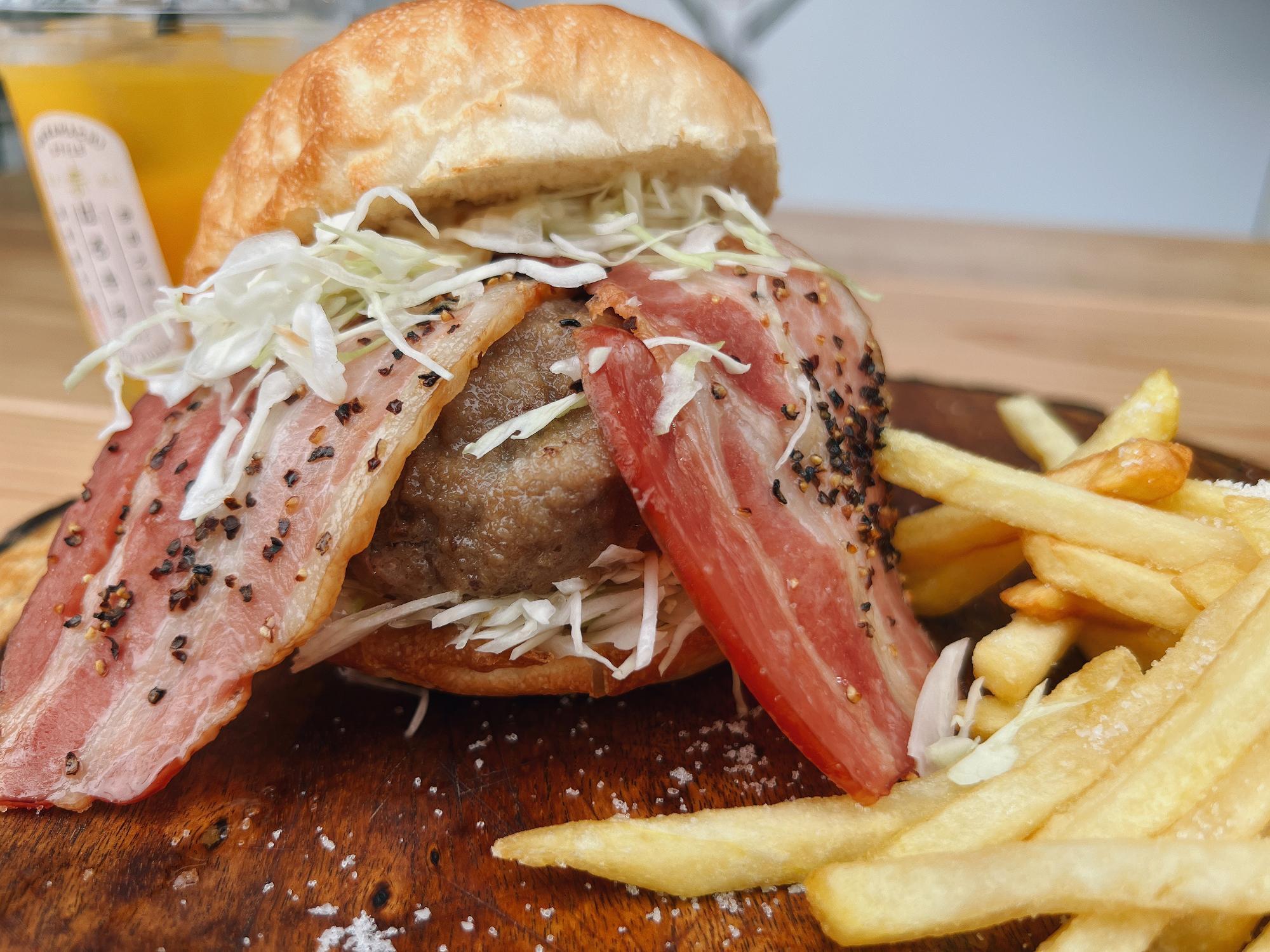 はるキチ　 奈良市】肉汁溢れる「はるバーガー」を全力でオススメ！ 般若