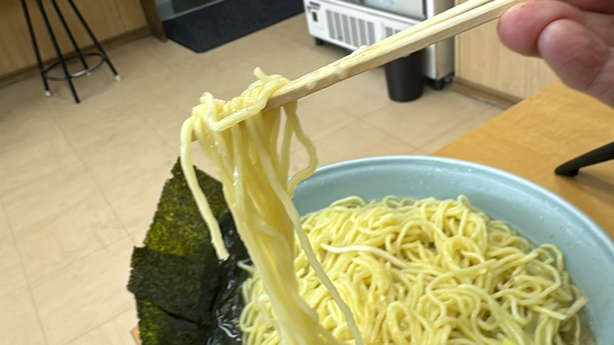 ラーメンショップ河内店メンリフト