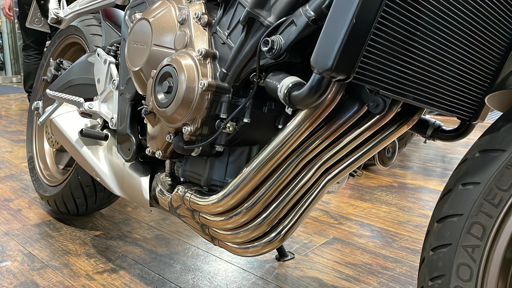 受け渡し予定】中古 大型バイク HONDA CB650R