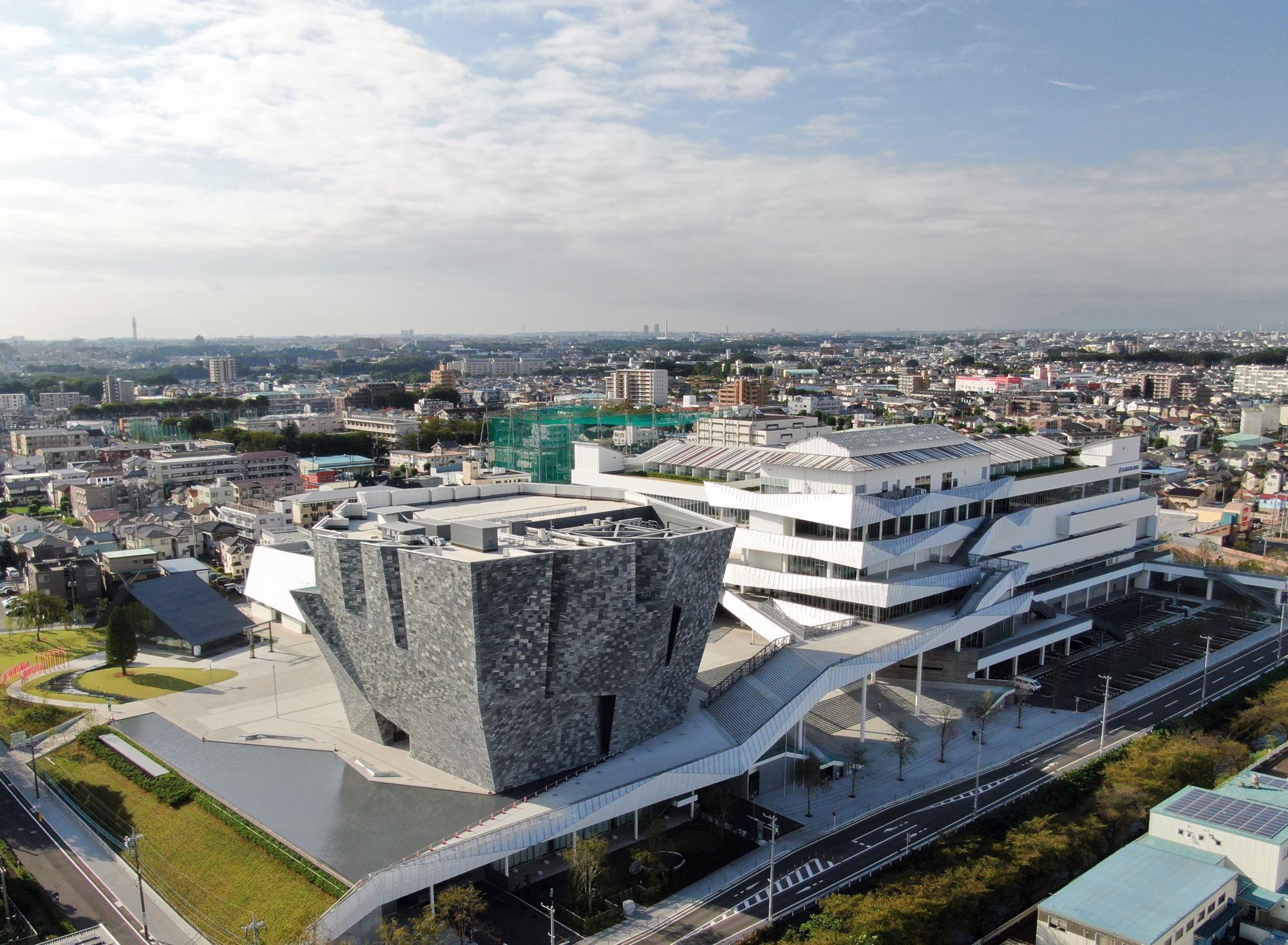 ところざわサクラタウンの外観（写真：株式会社KADOKAWA様より）