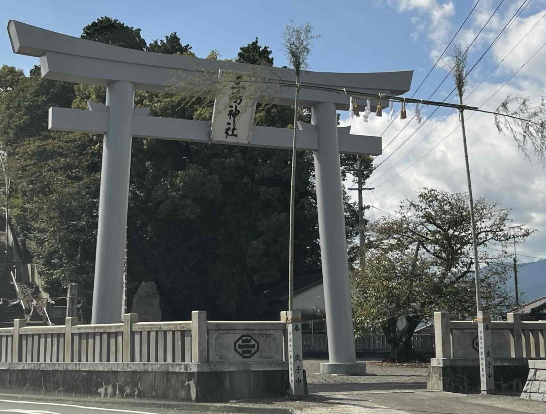 小松地区：三嶋神社の秋まつりは10月16日、17日です。