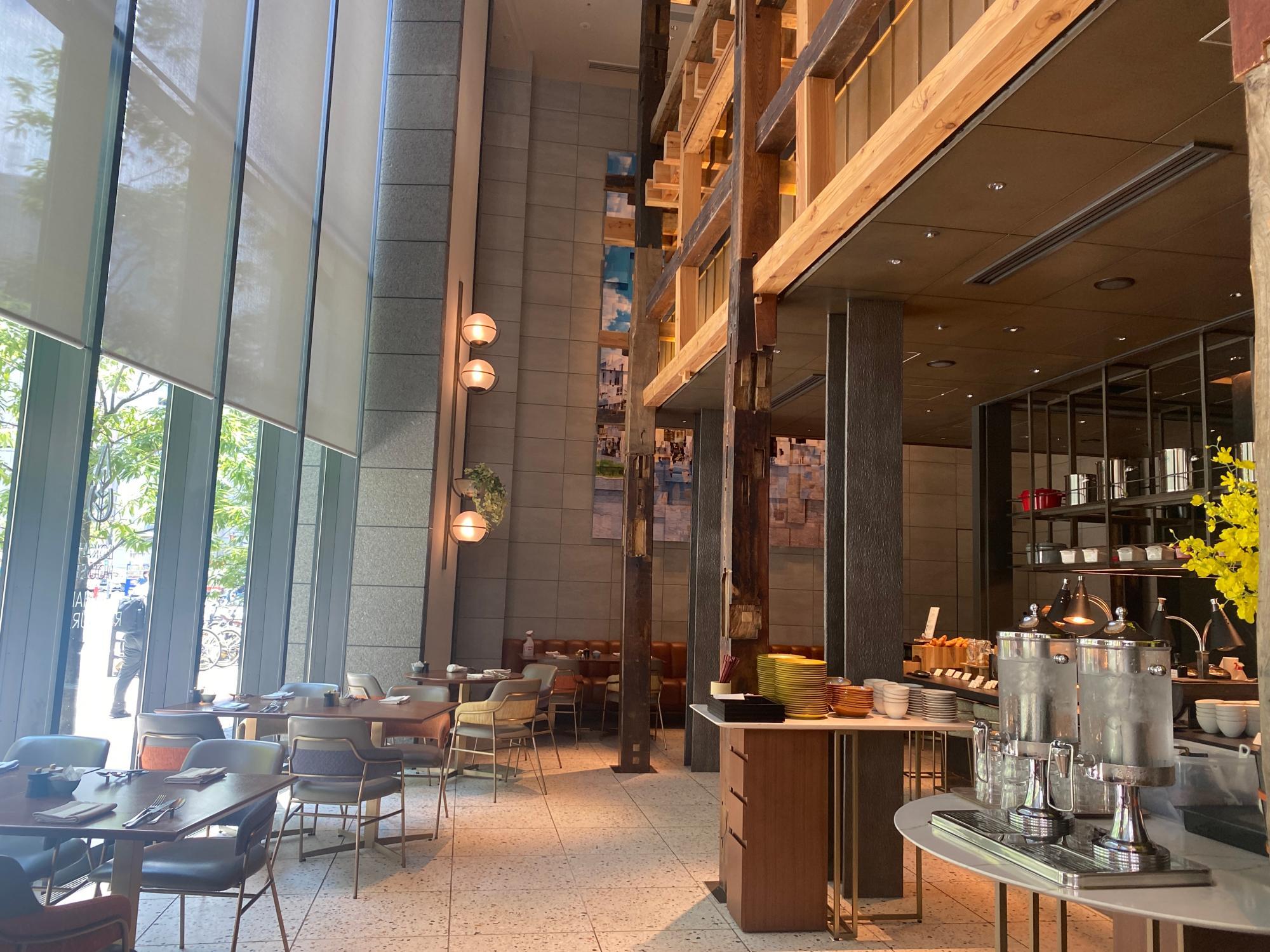 レストラン Teppanyaki×Wineあかくろ (テッパンヤキ ワイン アカクロ