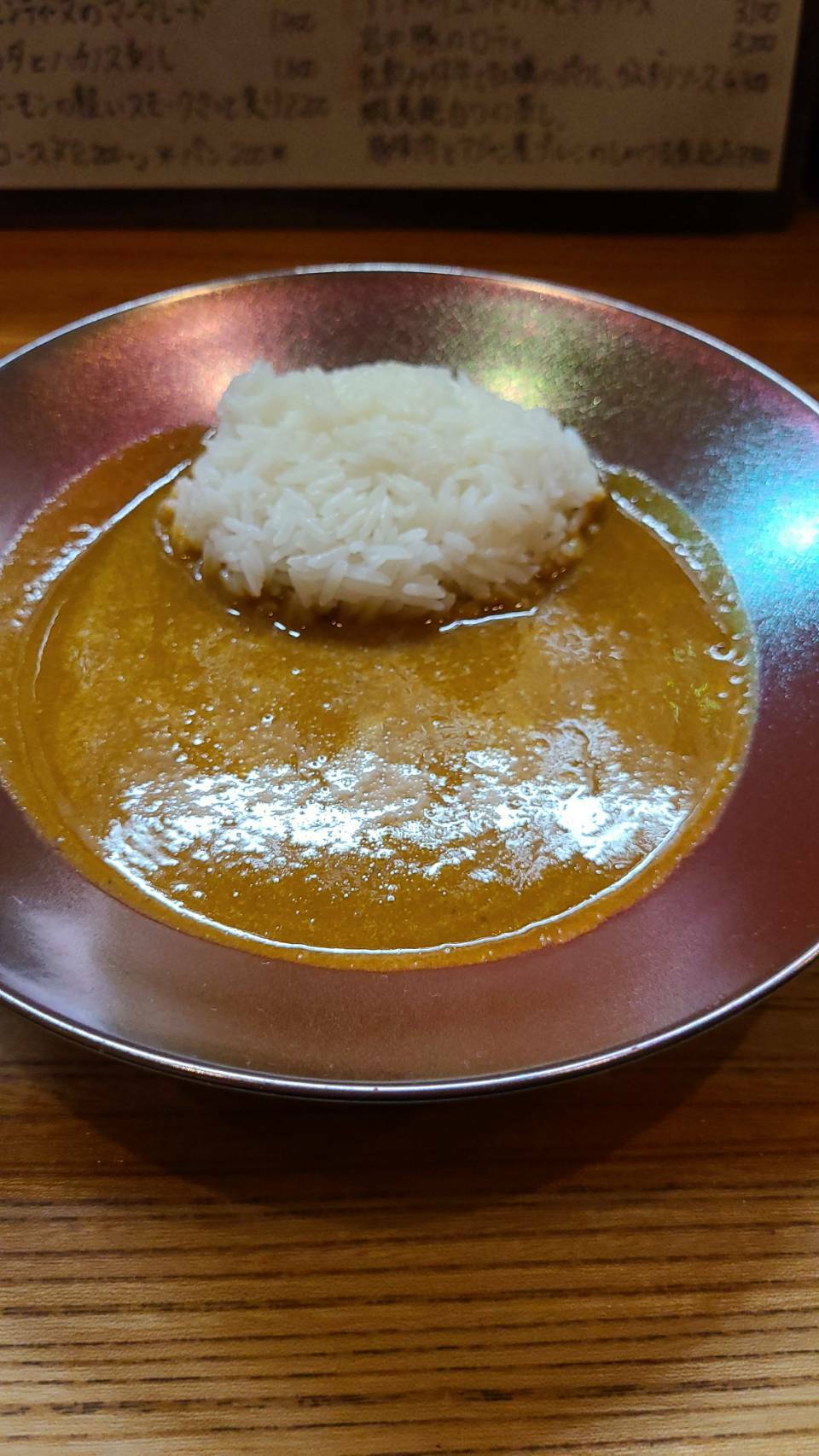 スープドポワソンカレー、檸檬そばや油ぞ～めんなど、居酒屋でいう〆メニューも豊富